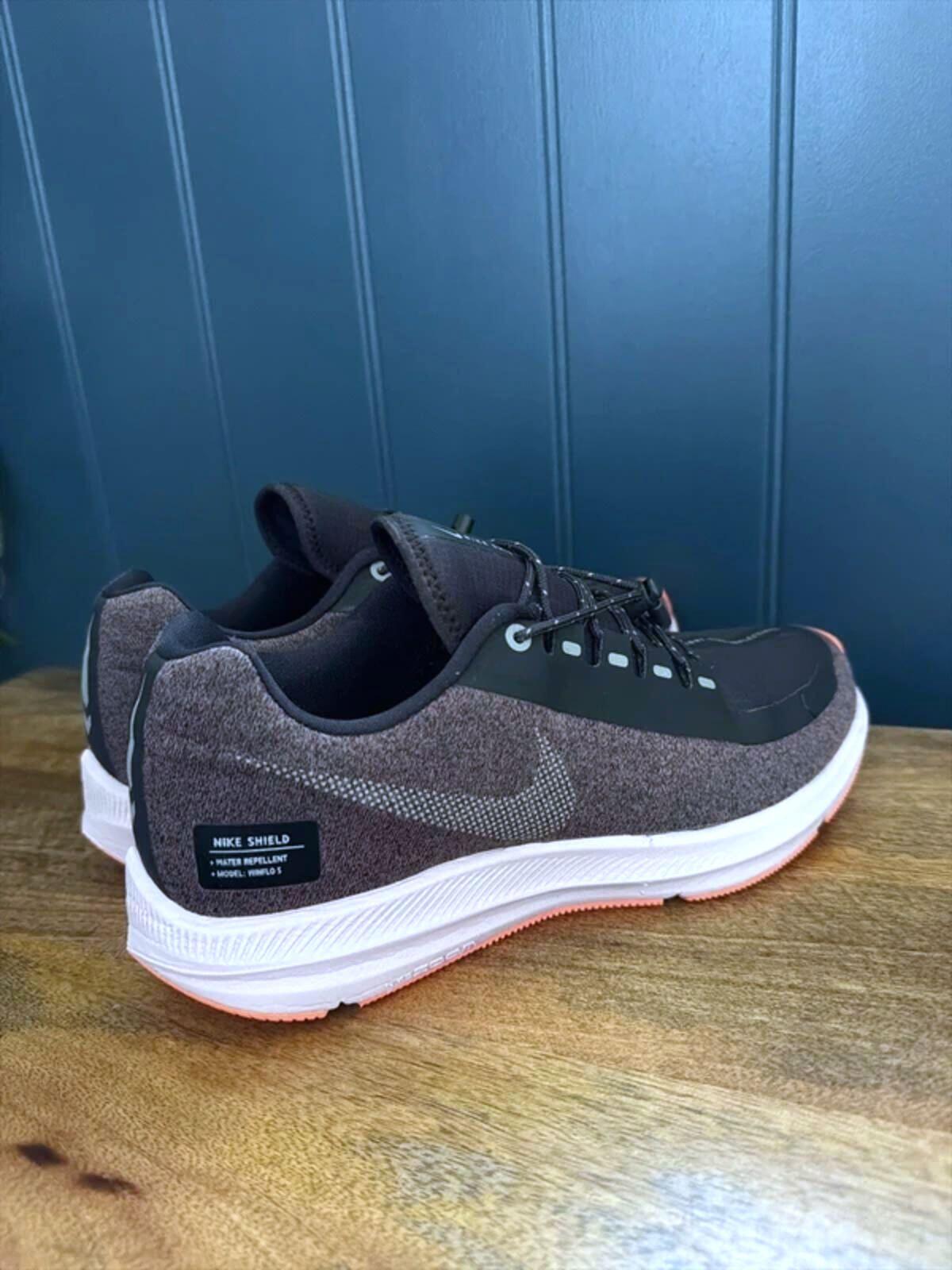 Women’s Nike Air Zoom Winflo 5 Run Shield Running Trainers - UK5.5 - 3448