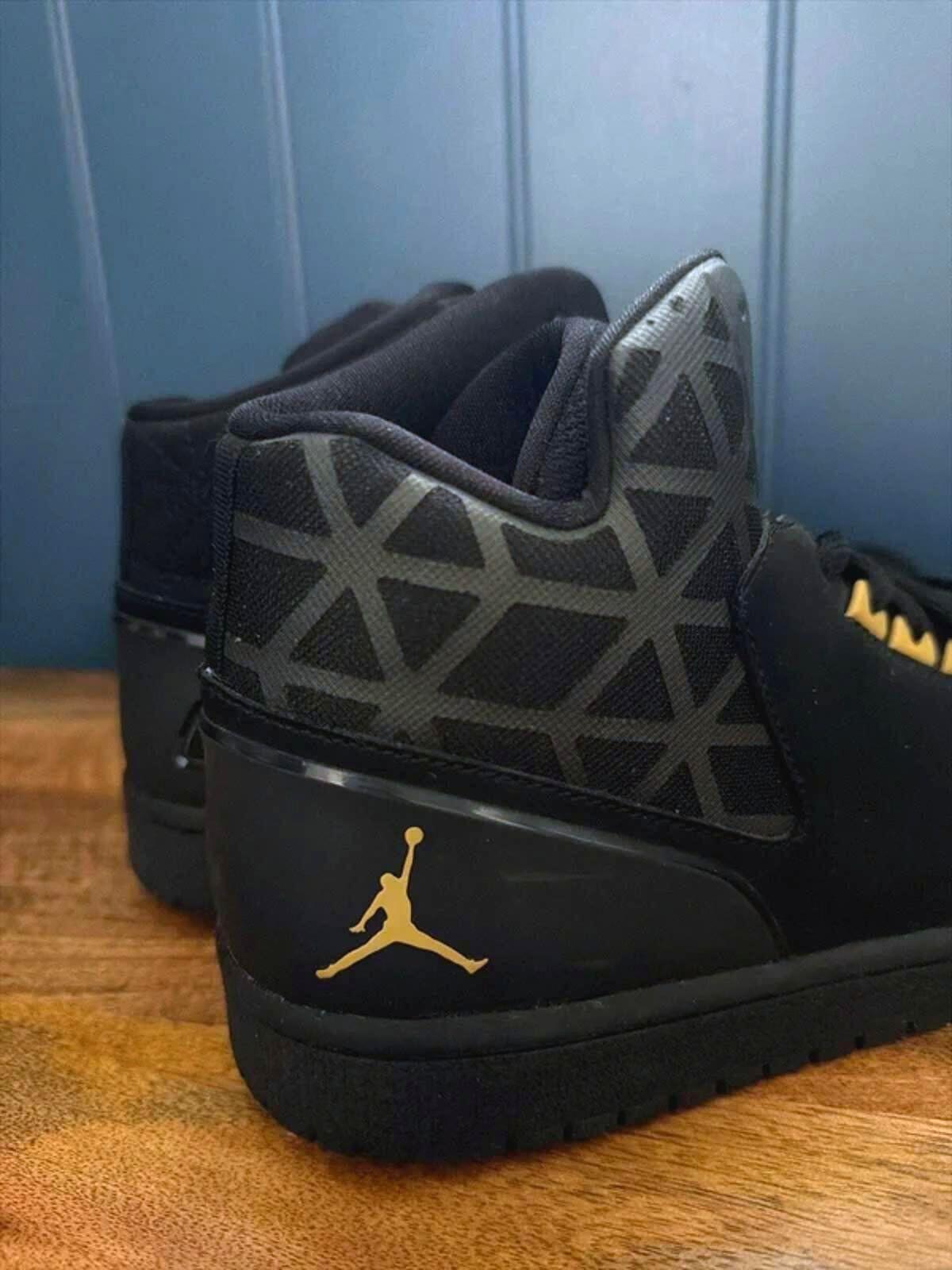 Men’s Nike Air Jordan 1 Flight 3 Basketball Trainers In Black - Uk9.5 - 3300