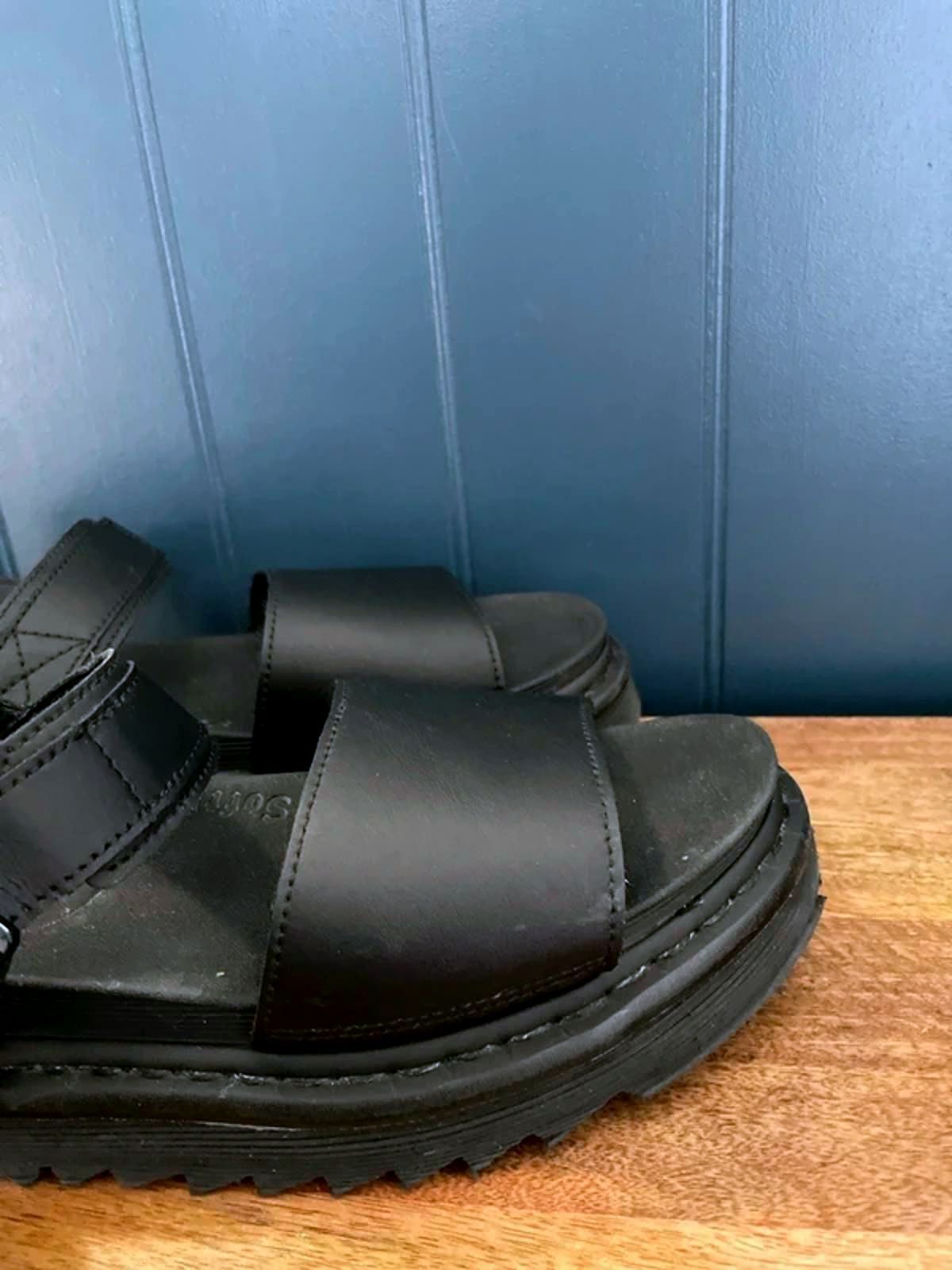 Men’s Dr Martens Voss Chunky Sole Sandals In Black - UK9 - 3046