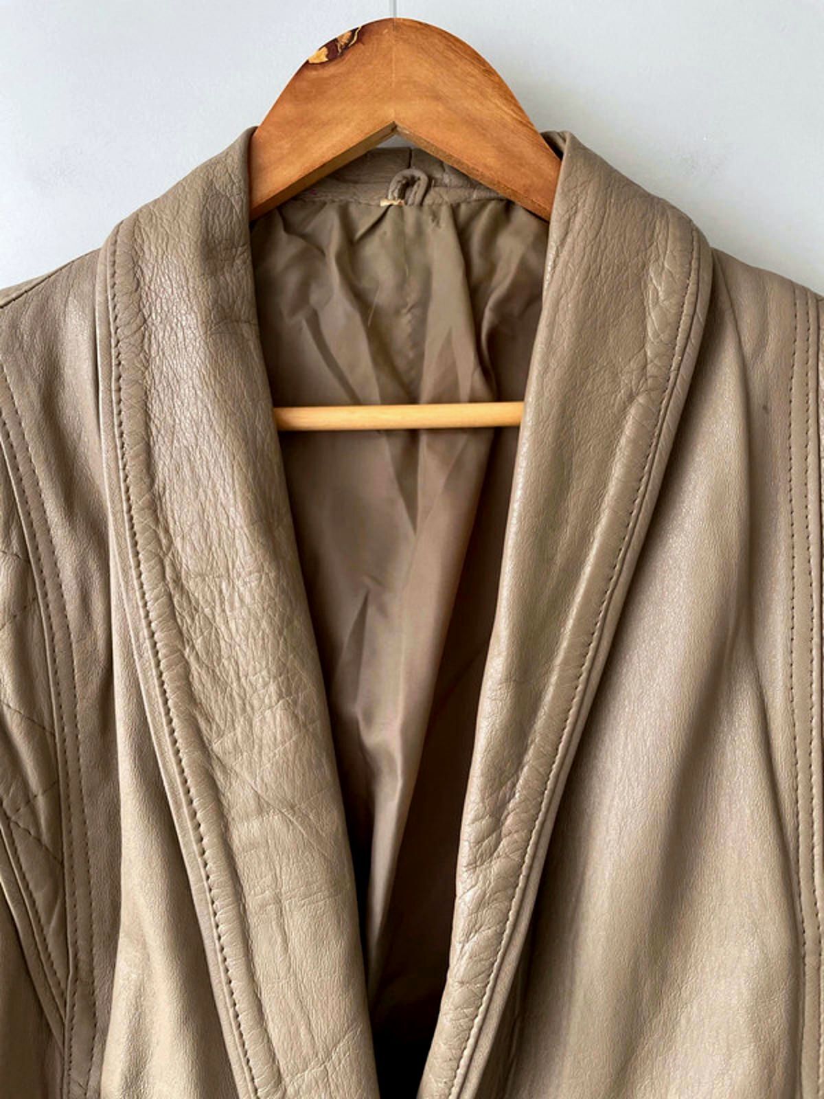 Women’s Premium Leather Vintage Jacket Coat With Belt In Beige - Small - 2426