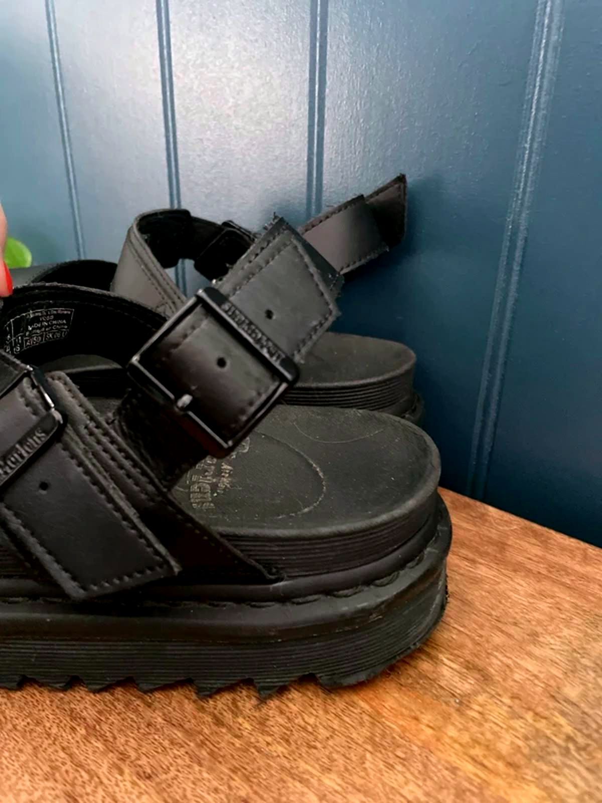 Men’s Dr Martens Voss Chunky Sole Sandals In Black - UK9 - 3046