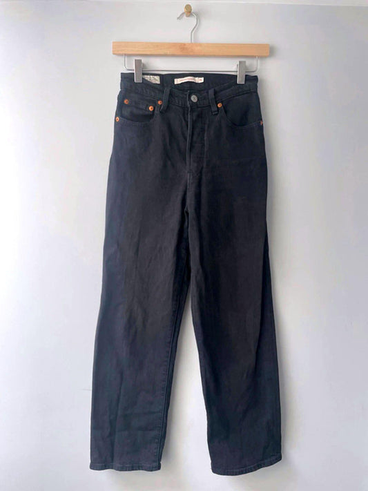 Women’s Levi’s High Waisted Ribcage Straight Fit Jeans In Black - W25/L27 - 2206