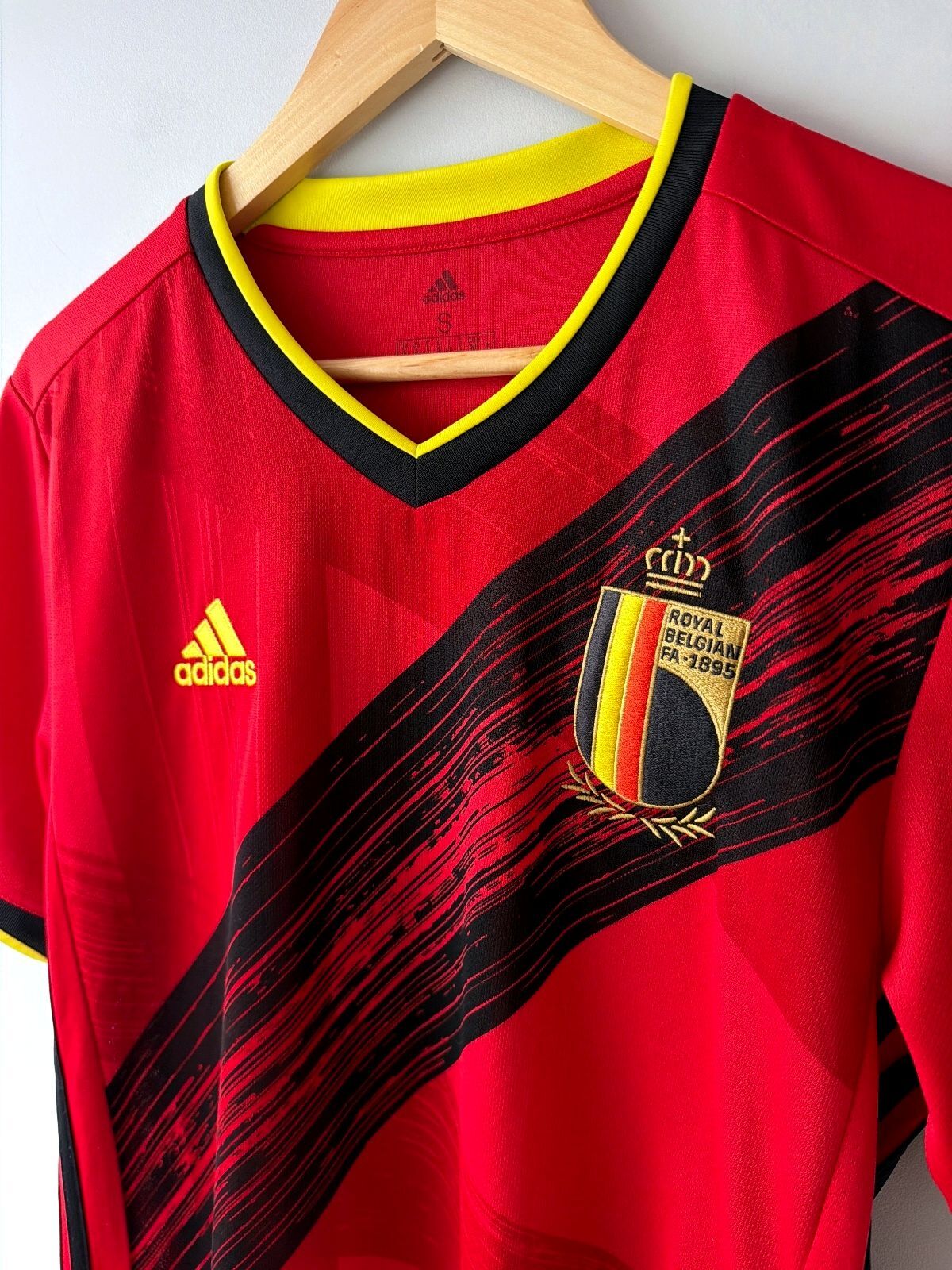 Men’s Belgium 2020/21 National Home Football Shirt Jersey - Small - 3808