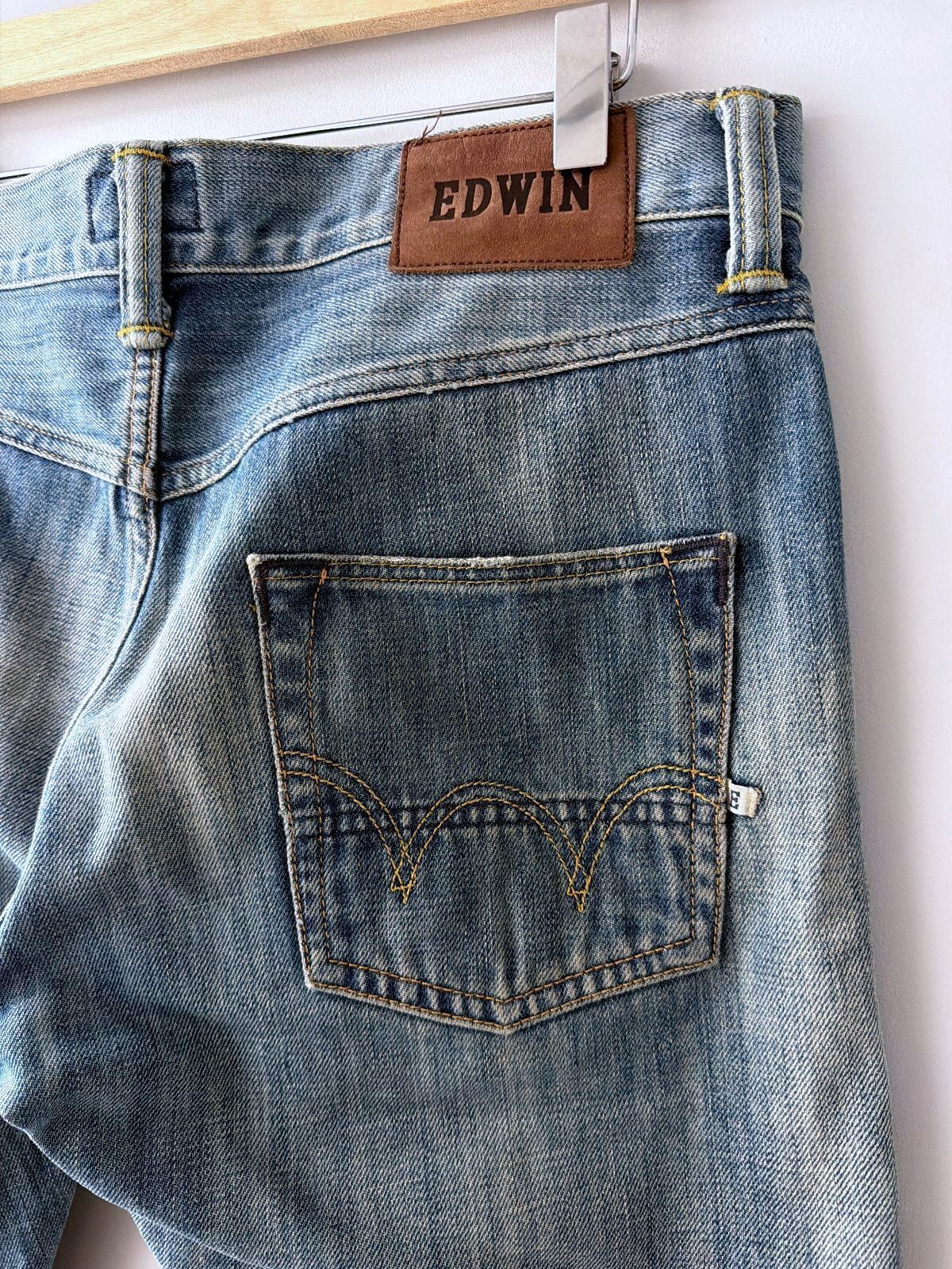 Men's Edwin ED-55 Relaxed Fit Distressed Effect Jeans In Navy - W30/L32 - 3755