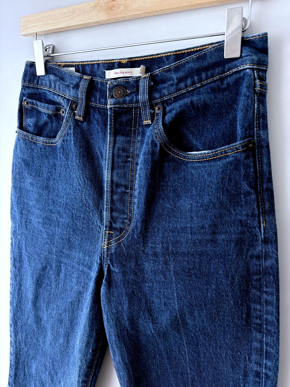 Women’s Levi’s High Waisted Ribcage Bootcut Fit Jeans In Navy- W27/L31 - 3746
