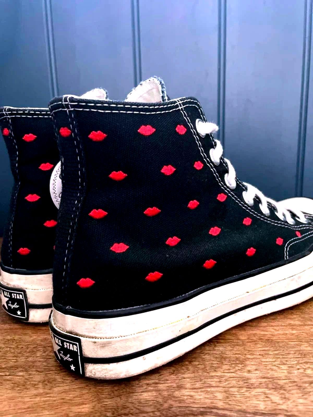 Women’s Converse Chuck 70 High Embroidered Lips Trainers In Black - UK7 - 2953