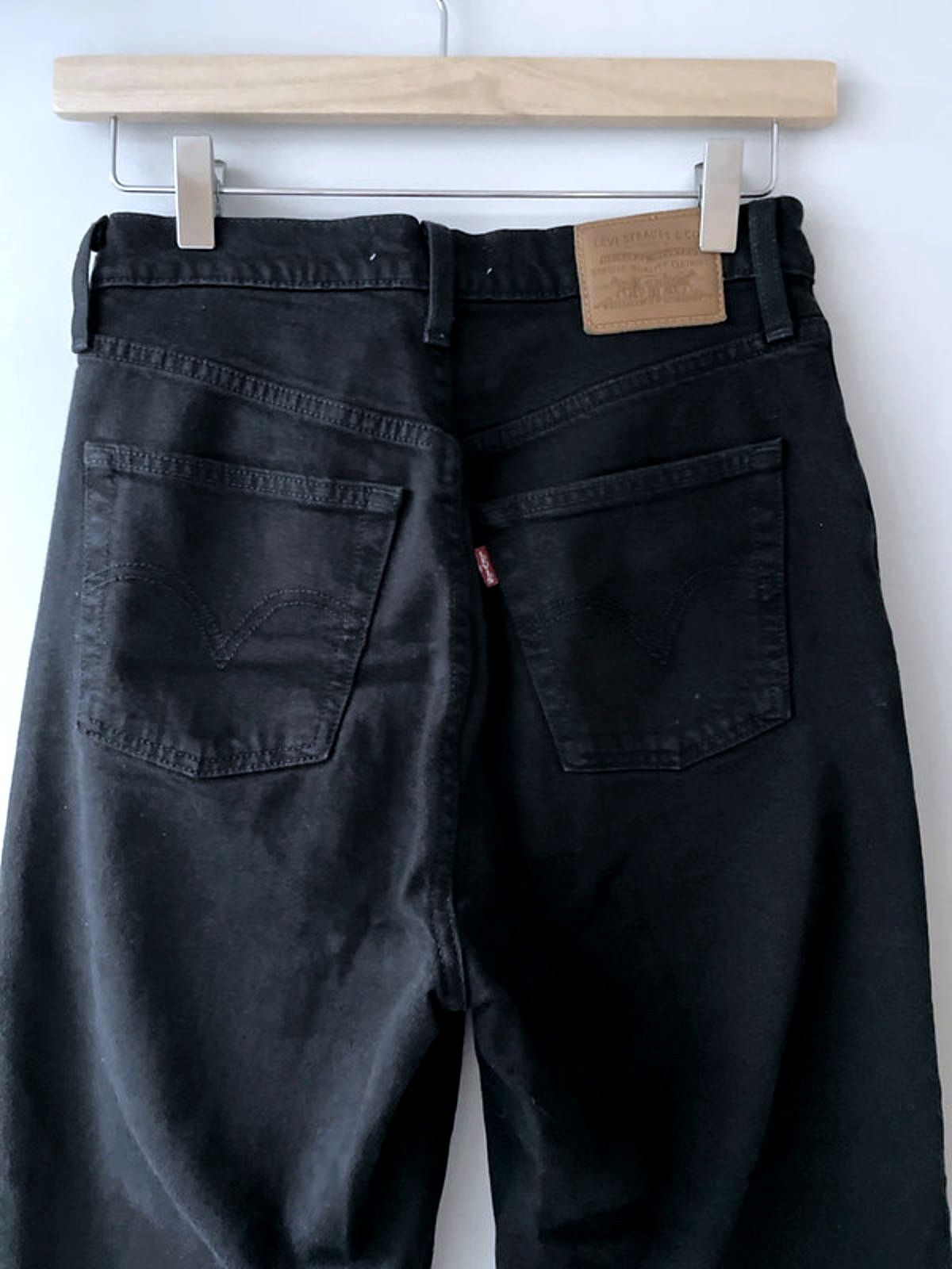 Women’s Levi’s High Waisted Ribcage Straight Fit Jeans In Black - W26/L27 - 2758