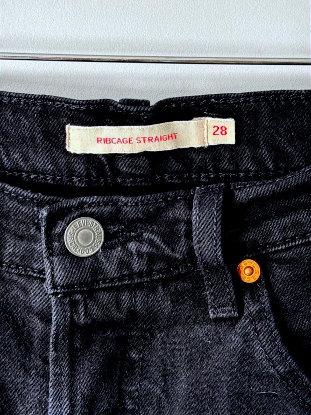 Women’s Levi’s Ribcage Straight High Waisted Fit Jeans In Black - W28/L27 - 3554