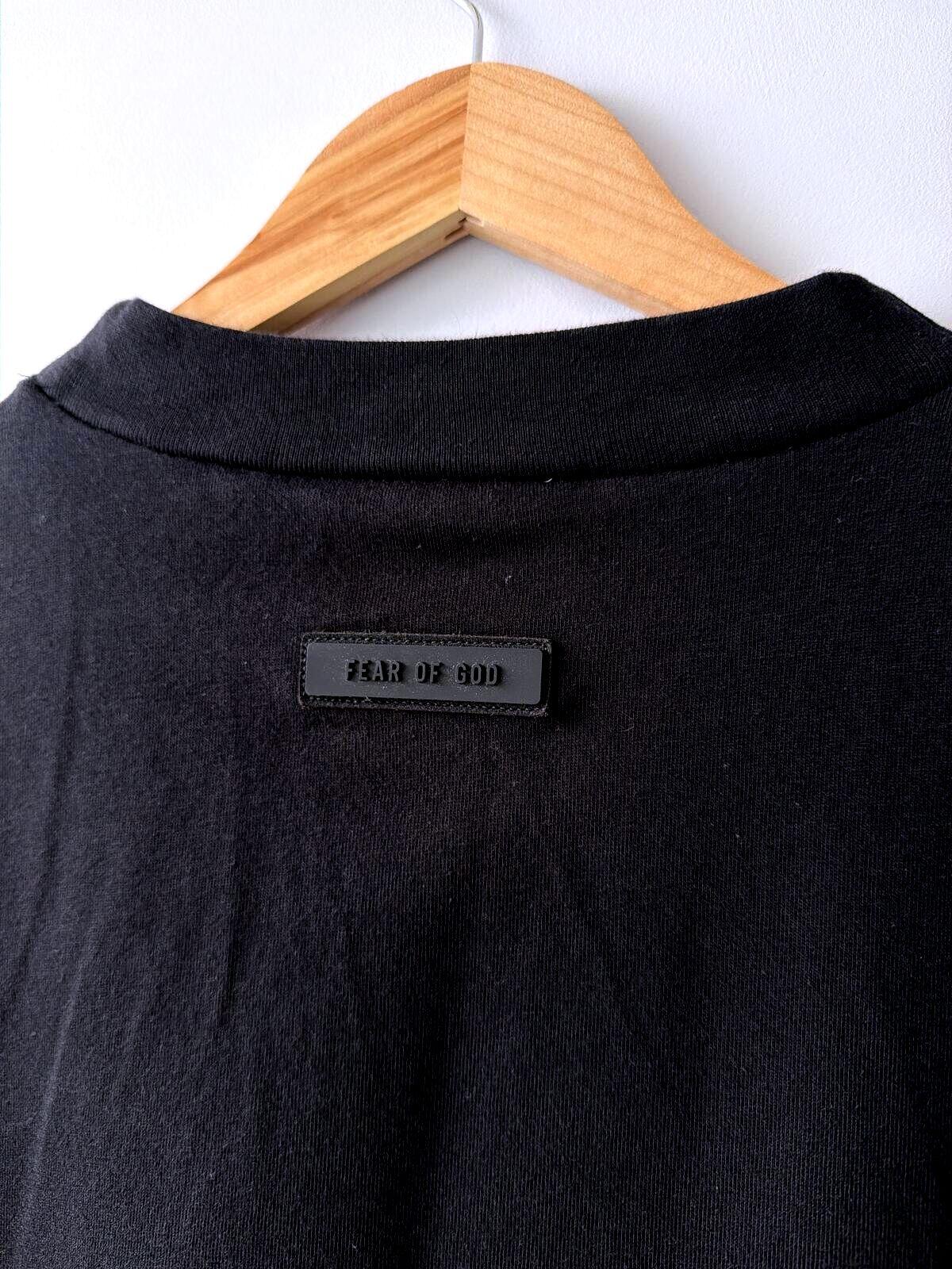 Mens Fear of God Essentials Black Oversized Fit Crew Neck T-Shirt - Large - 3515