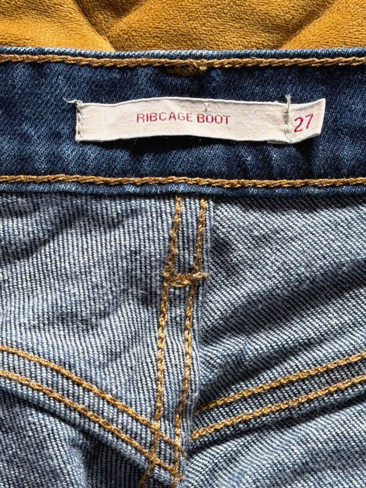 Women’s Levi’s High Waisted Ribcage Bootcut Fit Jeans In Navy- W27/L31 - 3746