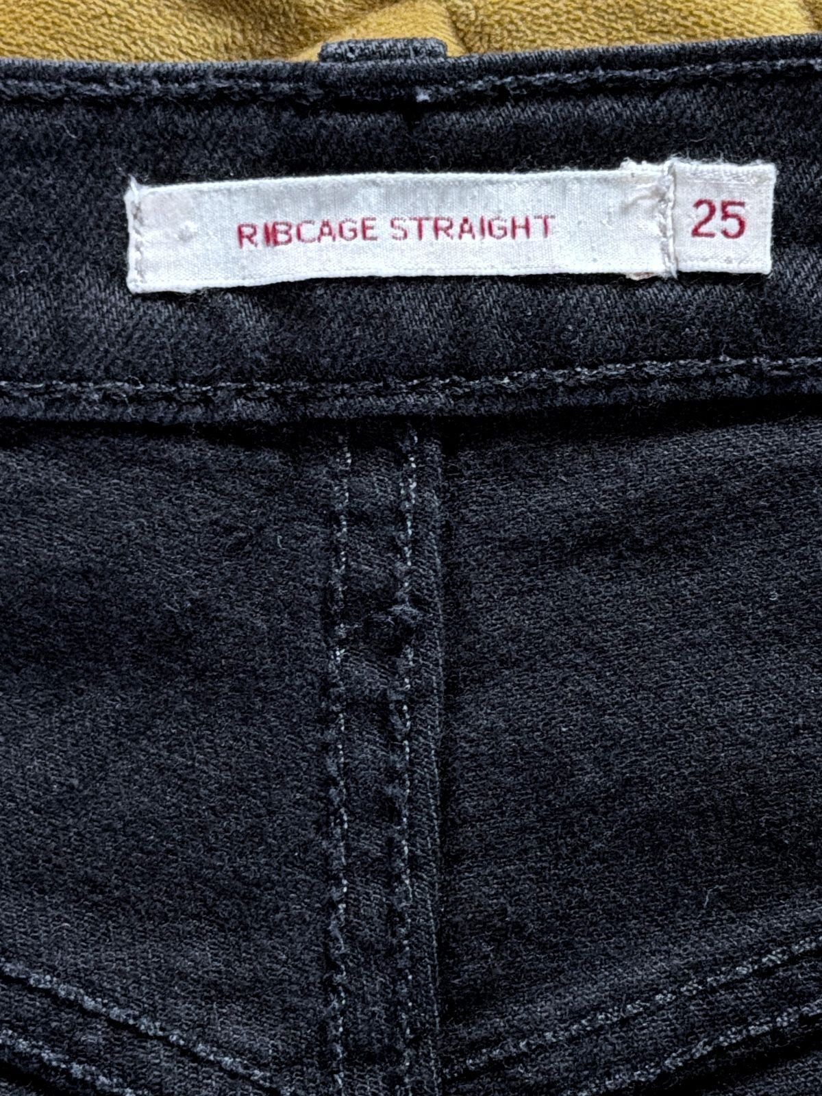 Women’s Levi’s High Waisted Ribcage Straight Fit Jeans In Black - W25/L27 - 3749