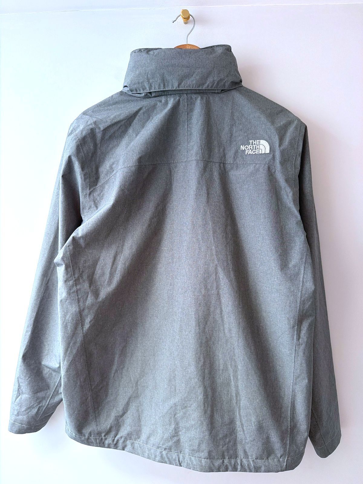 Men’s The North Face DryVent Waterproof Jacket with Packable Hood - Medium -3637