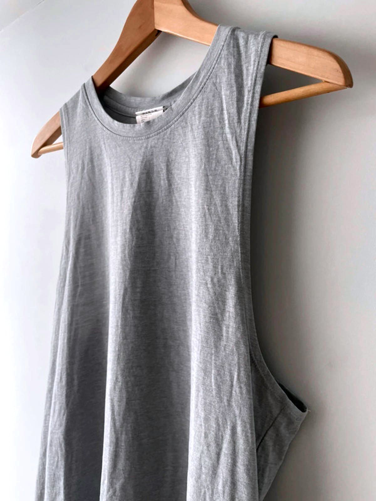 Women’s New Balance NB Dry Tank Top In Grey - Large - 1773