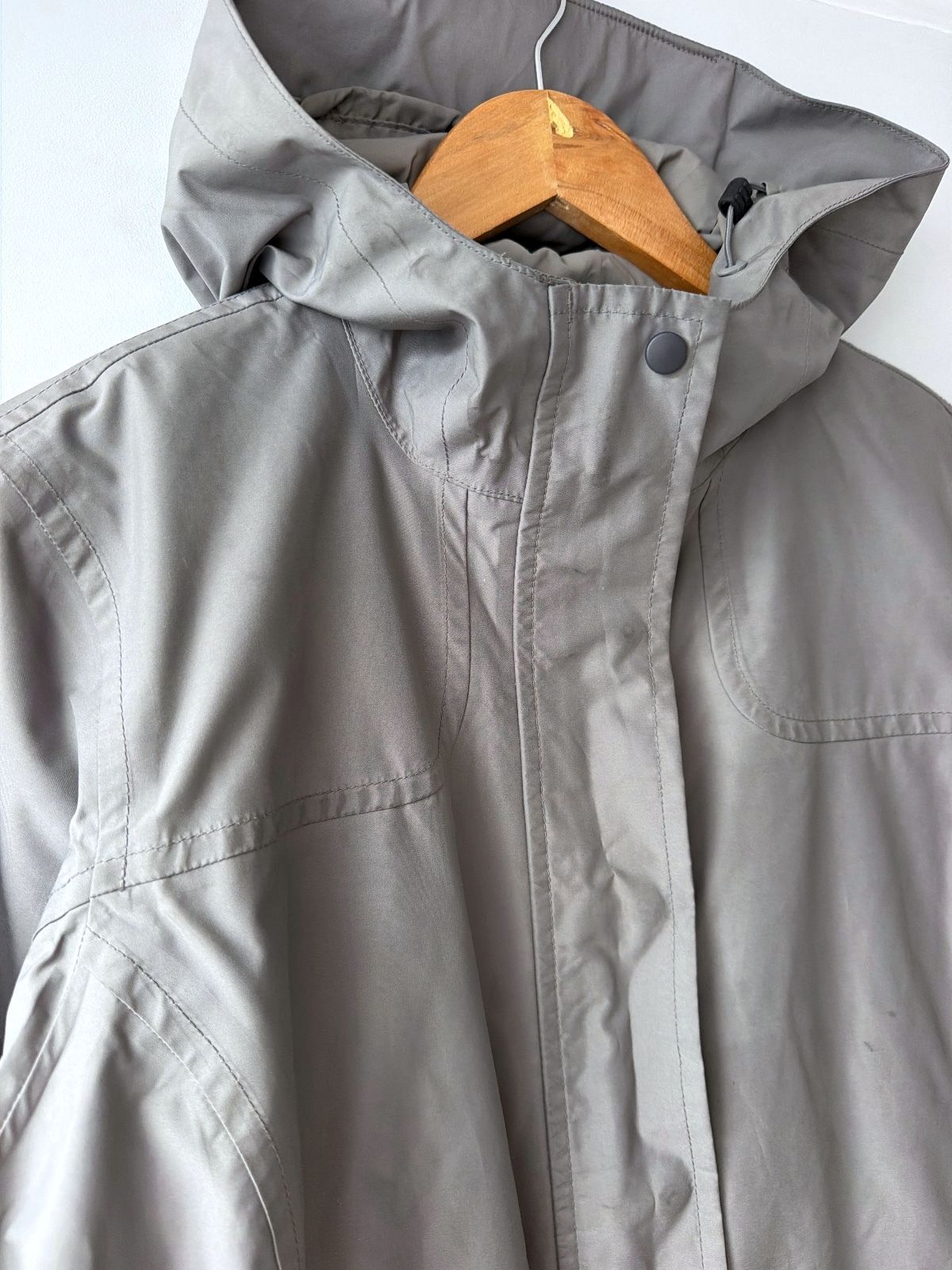 Women’s L.L.Bean H2Off Hooded Waterproof Raincoat Jacket In Grey - Medium - 3662