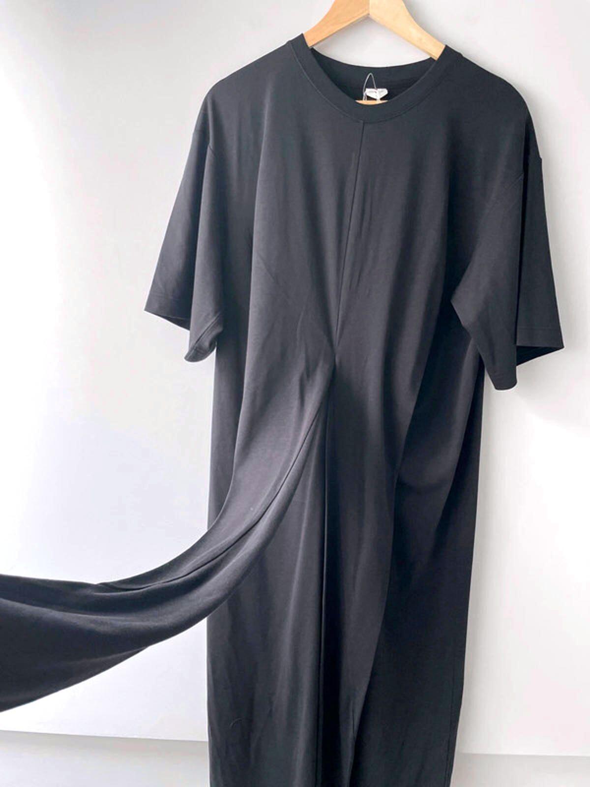 Women’s Arket Longline Dress With Two Front Pleat Details In Black - Small -2004