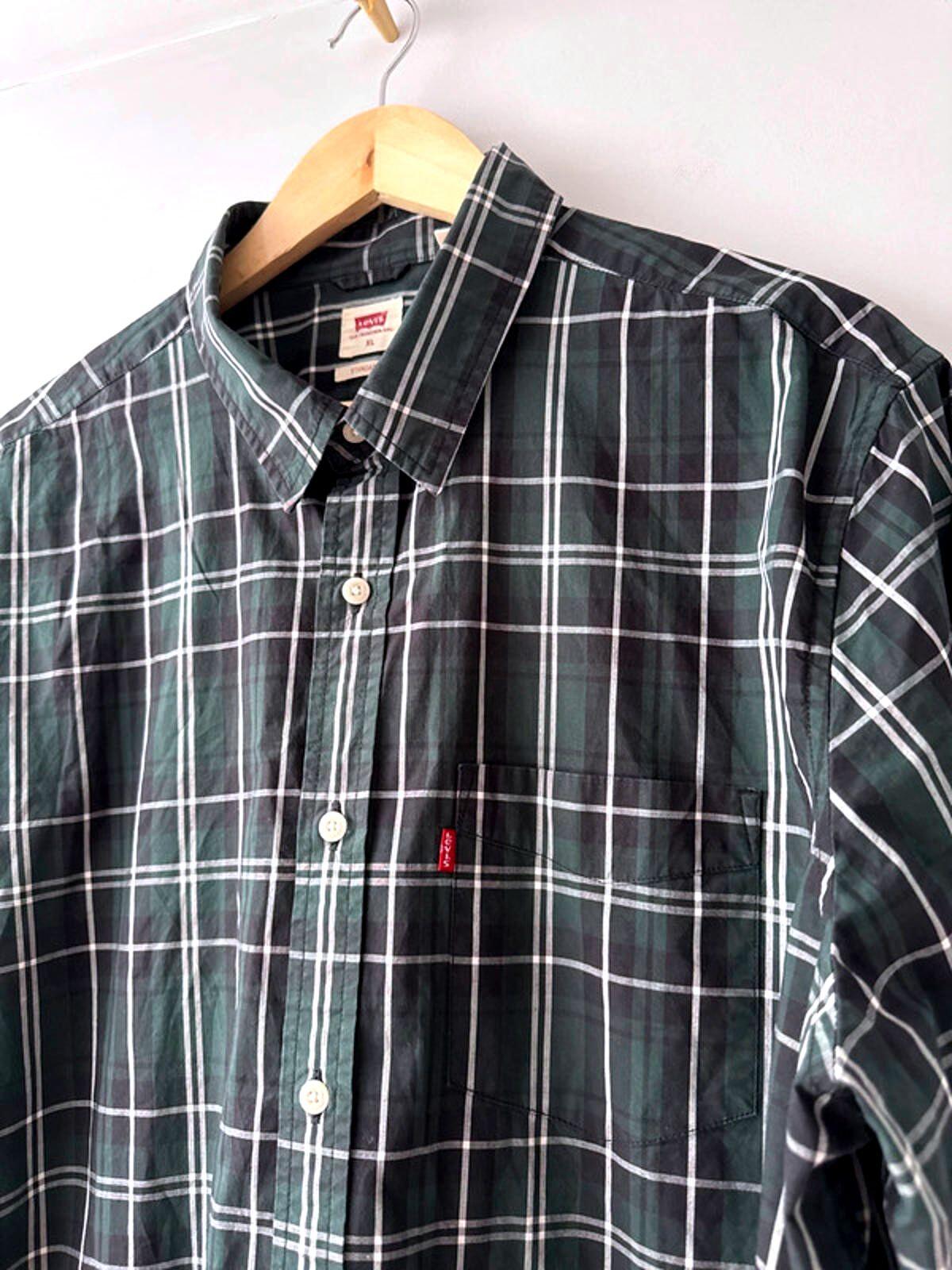 Men’s Levi’s Standard Fit Check Shirt In Green - XLarge - 1965