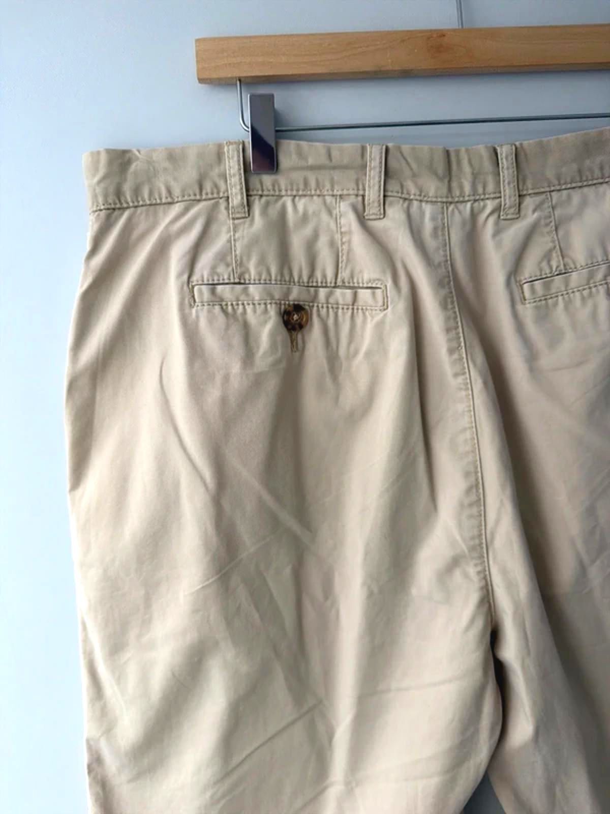 Men’s Tommy Hilfiger Classic Fit Chino Shorts In Beige - W38 - 3254