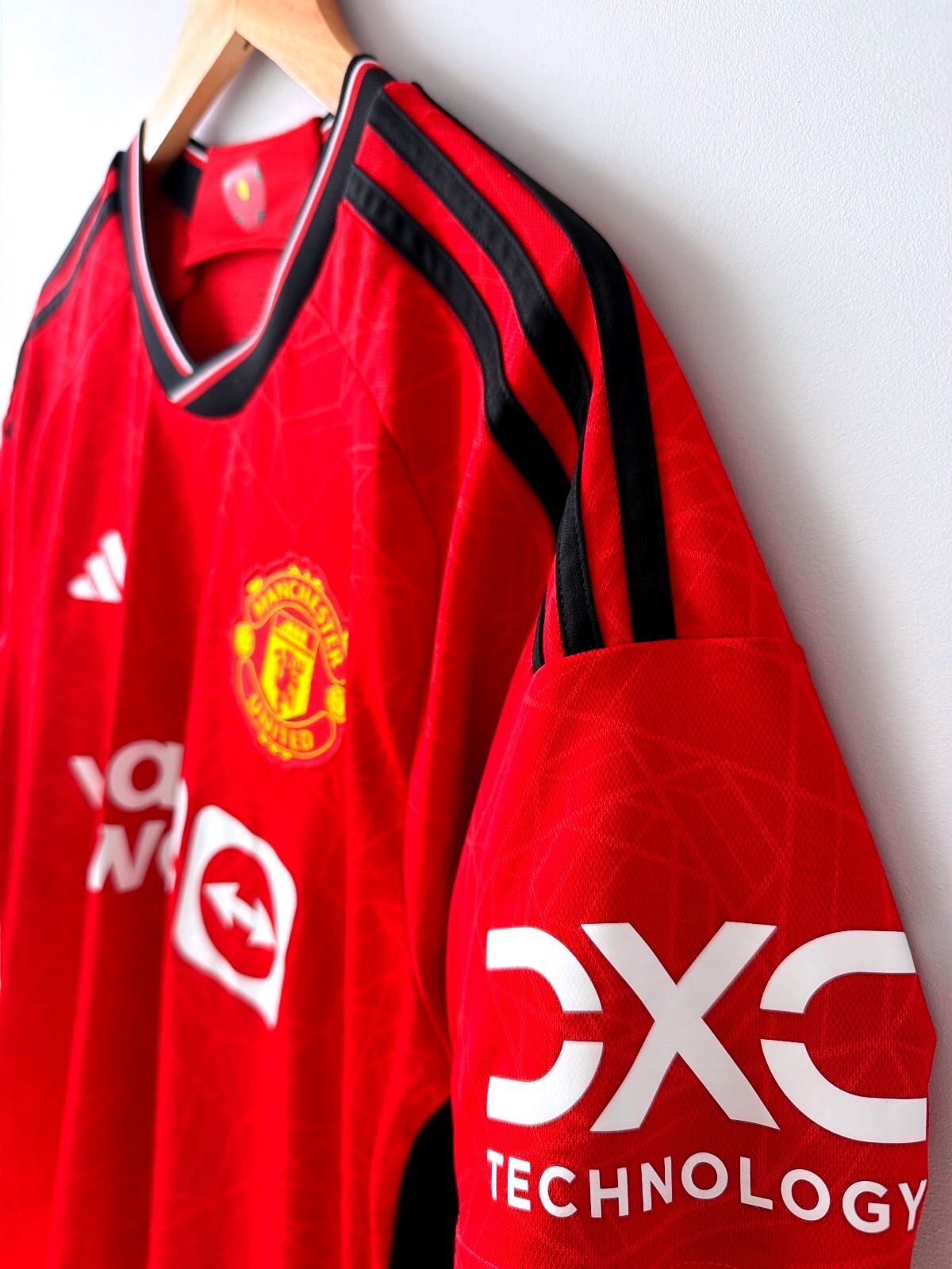Mens Manchester United Champions 20 Football Shirt Jersey - Medium - 3594