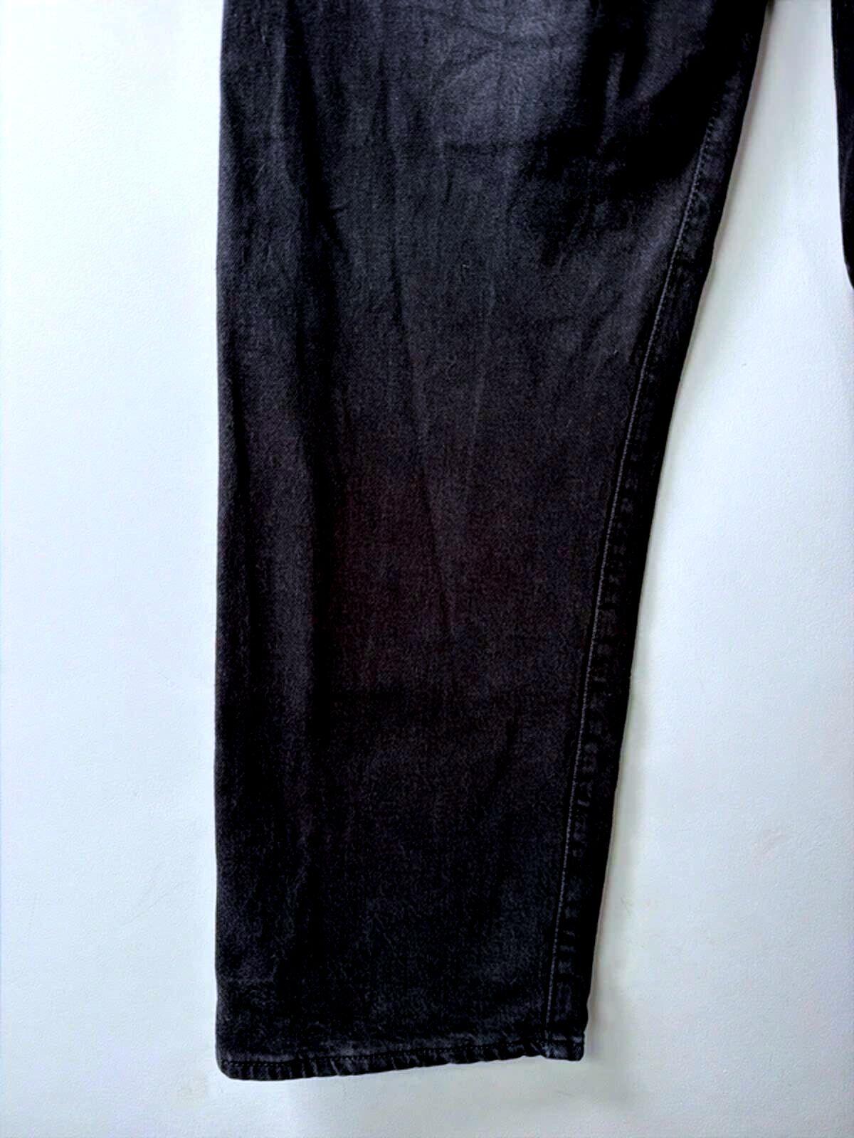 Women’s Levi’s Ribcage Straight High Waisted Fit Jeans In Black - W28/L27 - 3554