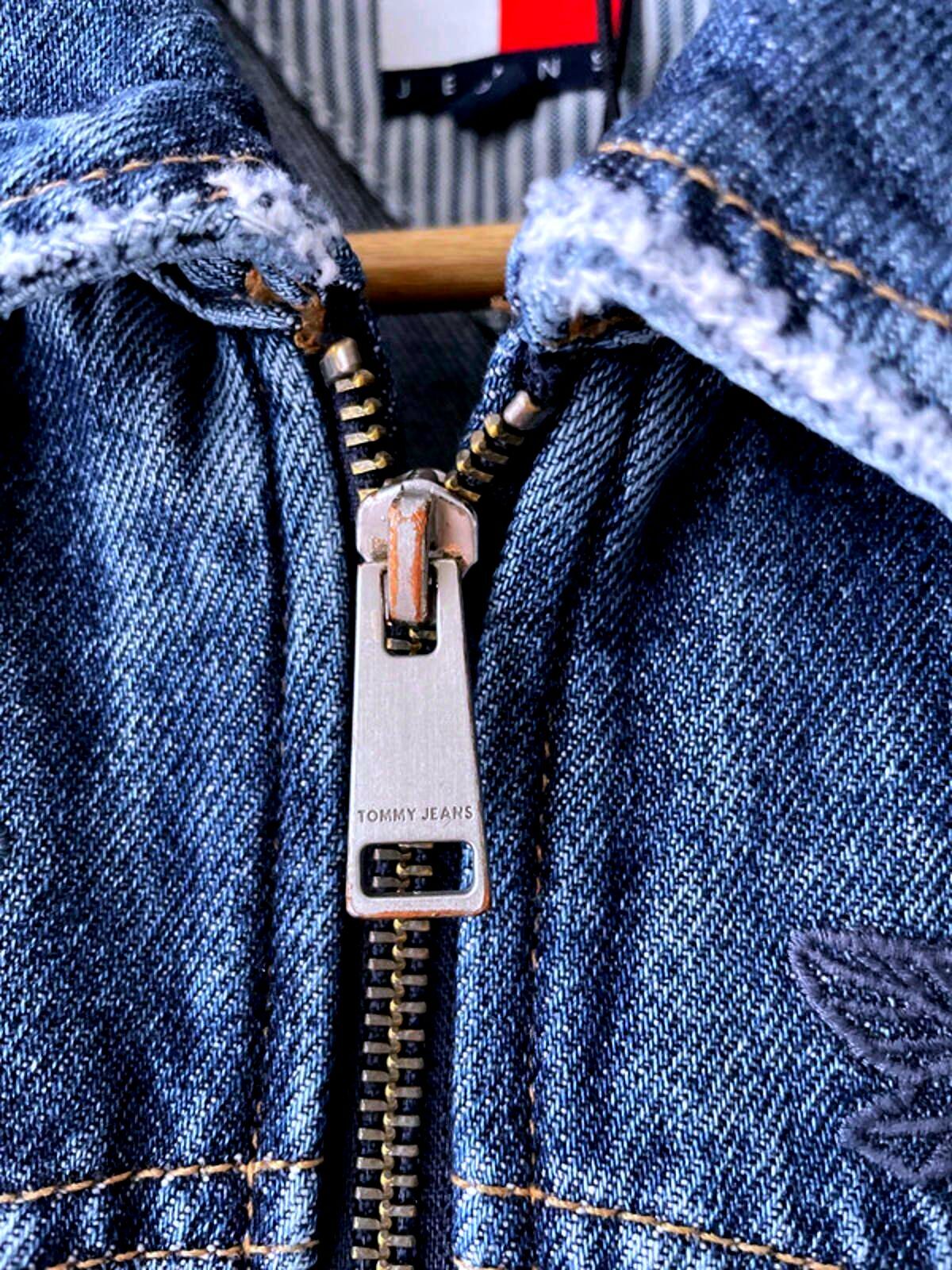Women’s Tommy Hilfiger Embroidered Detail Denim Jacket In Navy - Small -2432
