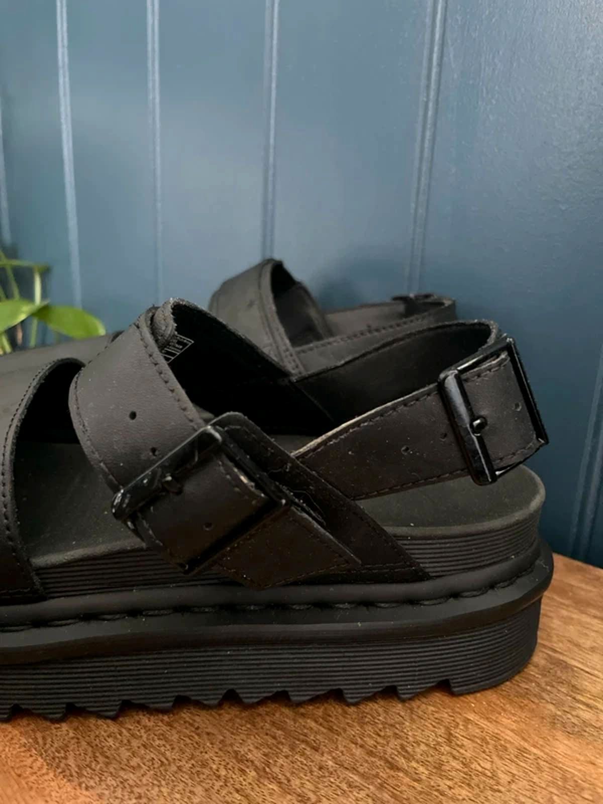 Women’s Dr Martens Voss Chunky Sole Sandals In Blackk - UK8 - 3047