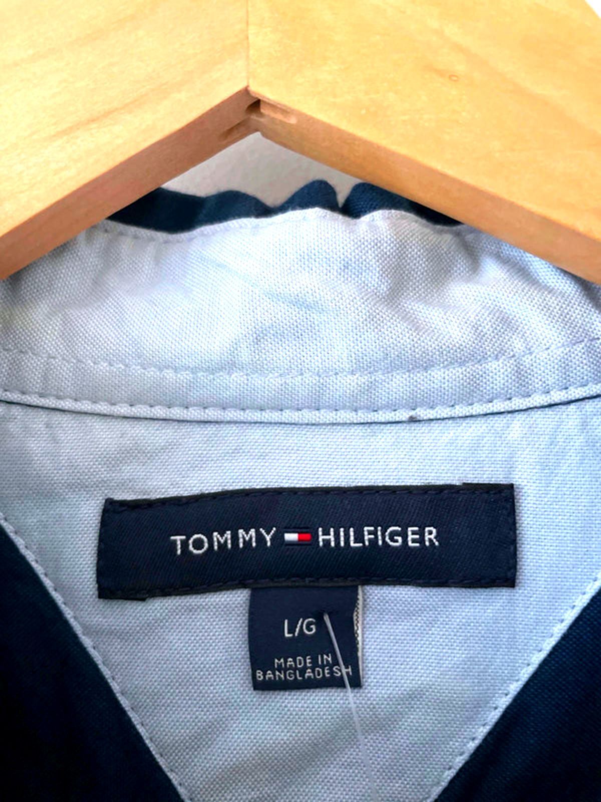 Men’s Tommy Hilfiger Button Down Collar Shirt in Navy - Large - 2568