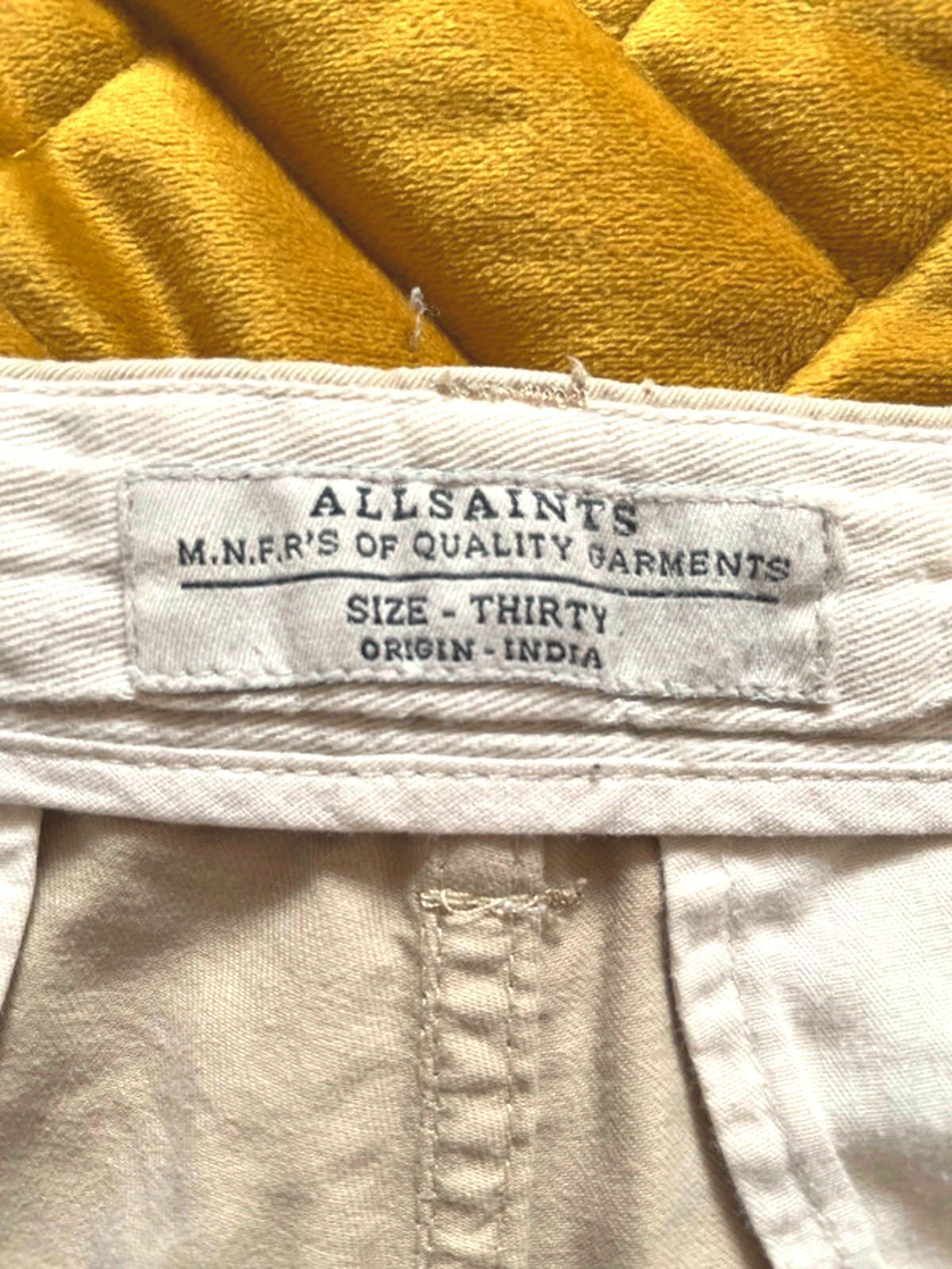 Women's Allsaints Premium Classic Chino Shorts In Beige - W30 - 1665