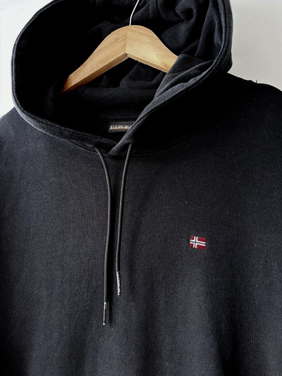 Men’s Napapijri Oversized Fit Pullover Hoodie In Black - Medium - 3639
