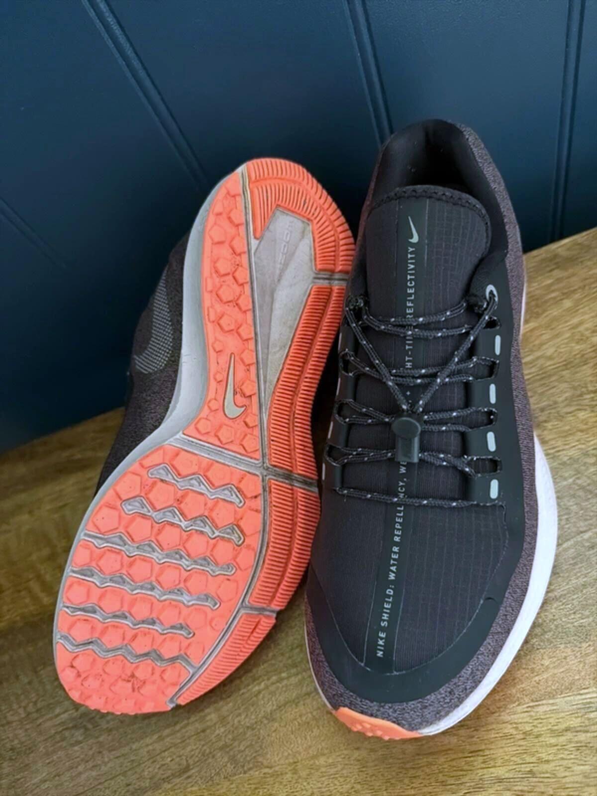 Women’s Nike Air Zoom Winflo 5 Run Shield Running Trainers - UK5.5 - 3448