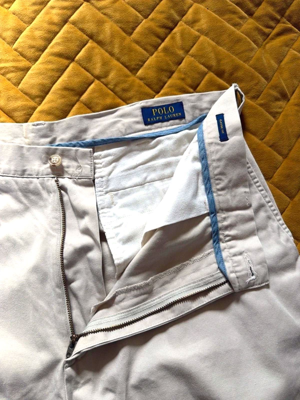 Men’s Ralph Lauren Classic Fit Chino Shorts in Beige - W38 - 3260