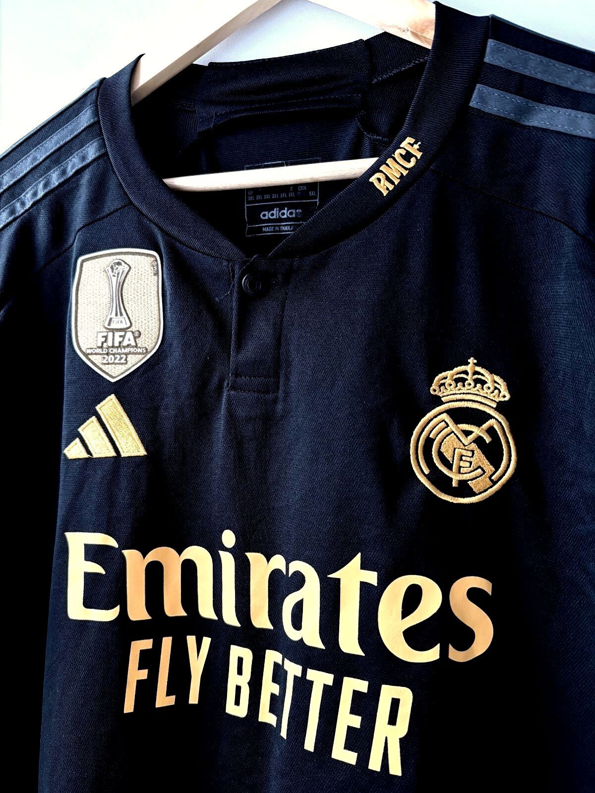 Men’s Real Madrid 2023/24 FIFA Champions Jersey Shirt In Black - XXXLarge - 3675