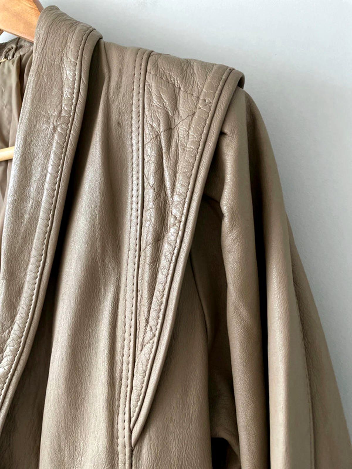 Women’s Premium Leather Vintage Jacket Coat With Belt In Beige - Small - 2426