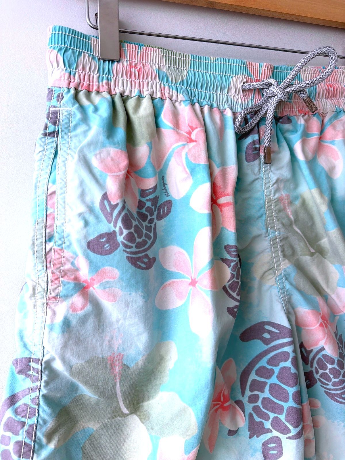 Men's Vilebrequin Swim Shorts With Turtle and Floral Print - XLarge - 3604