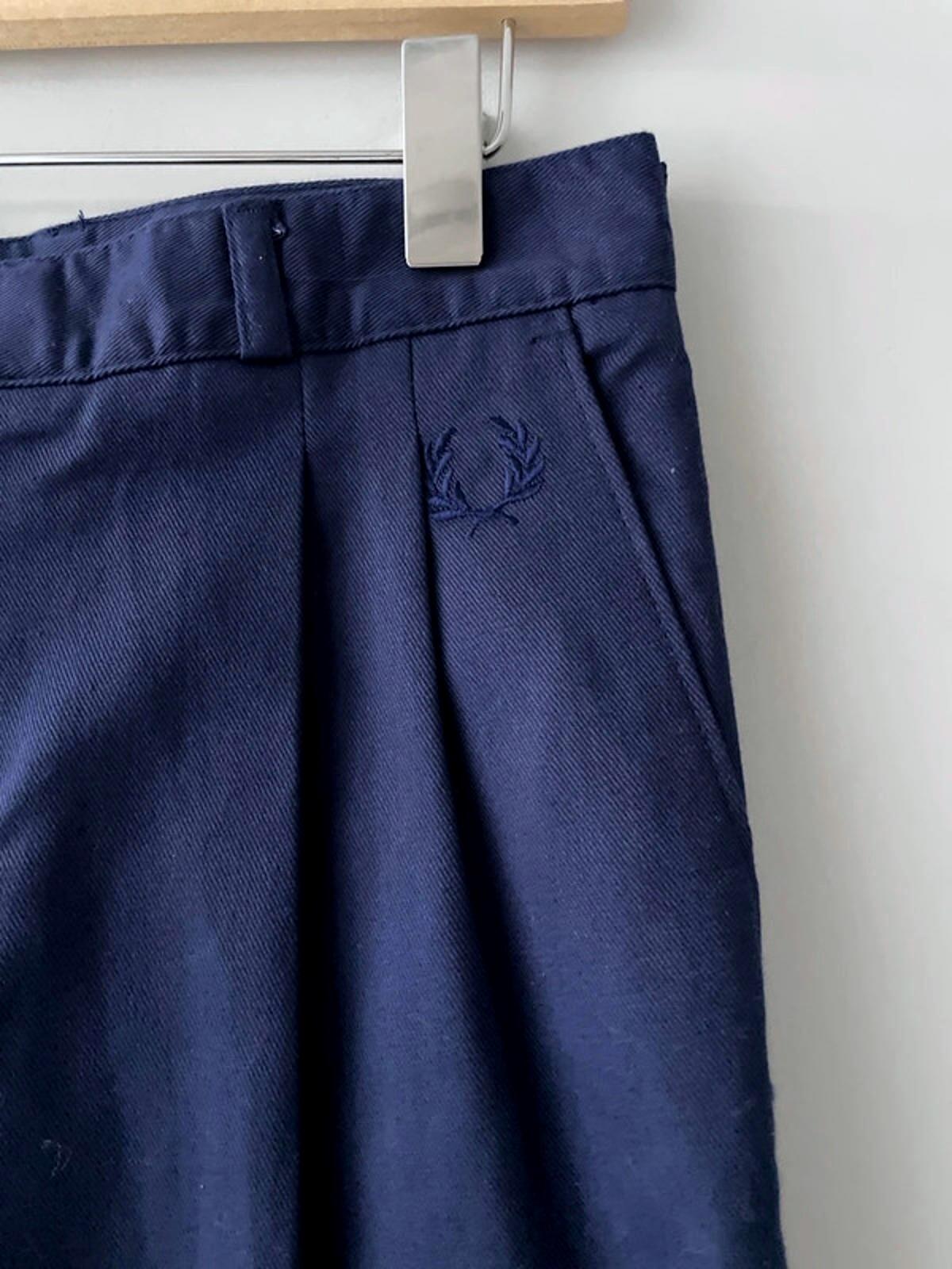 Men’s Fred Perry Double Pleated Wide Leg Chino Trousers In Navy - W30/L33 - 2873
