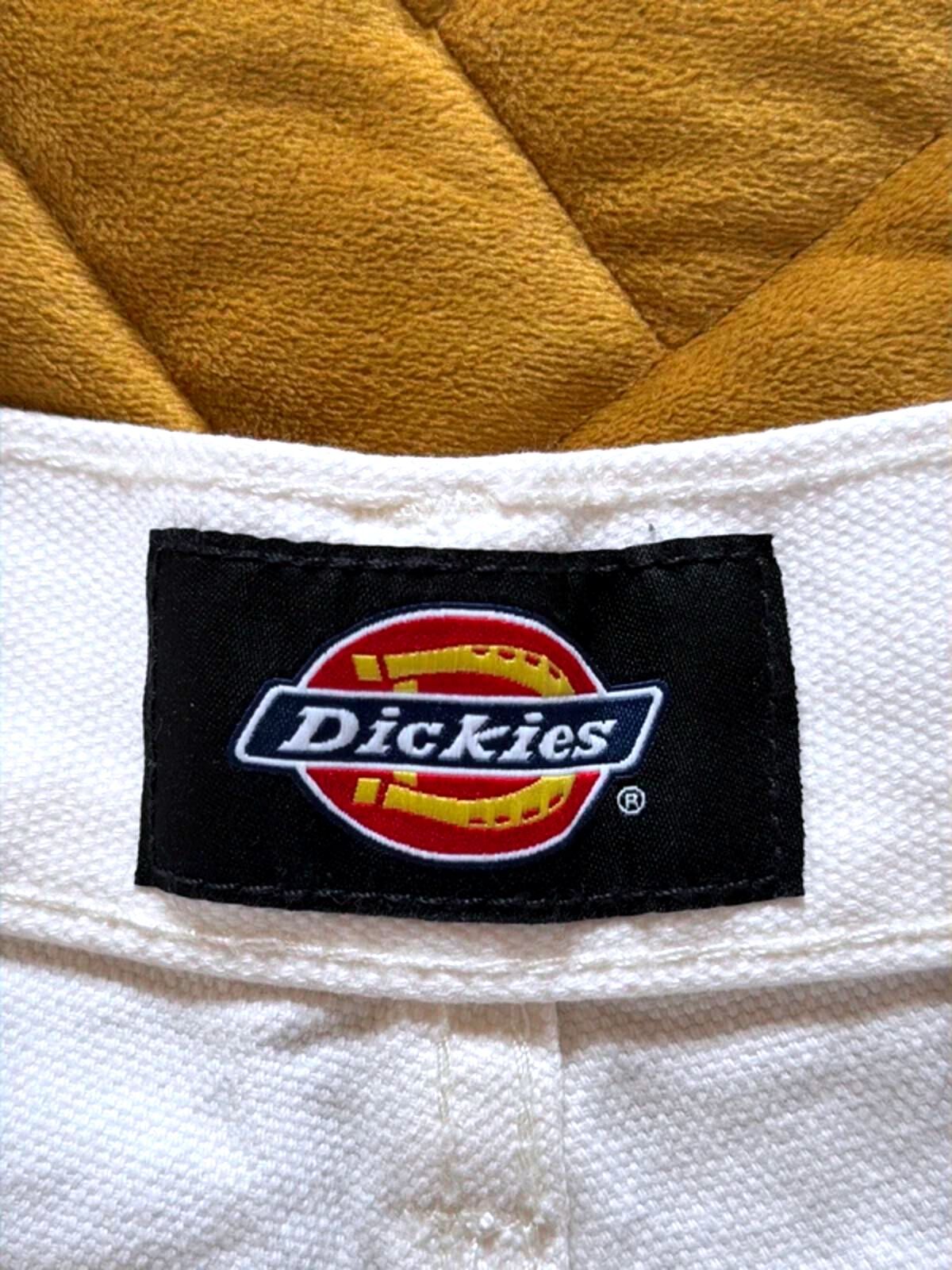 Women’s Dickies Duck Baggy Fit Cargo Shorts In Off White - W28 - 3373