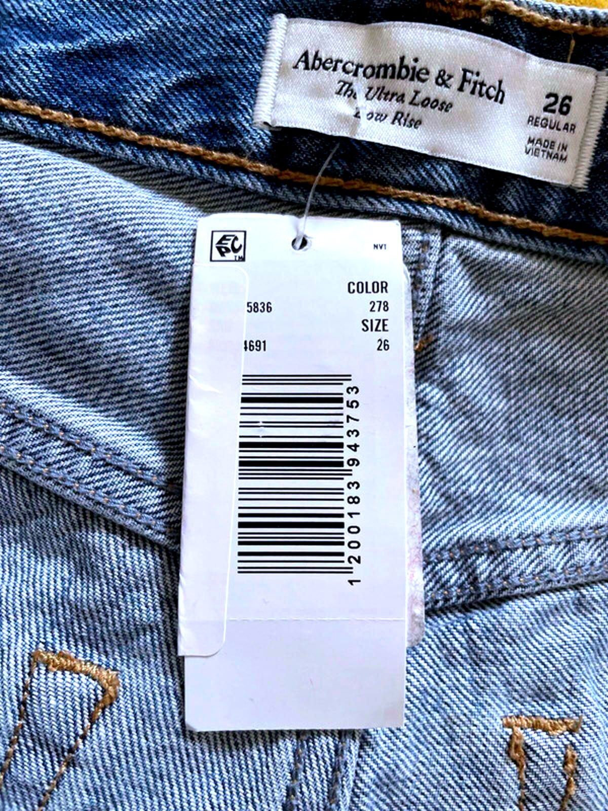 Women’s Abercrombie & Fitch Baggy Fit Cargo Jeans In Navy - W26/L30 - 2251