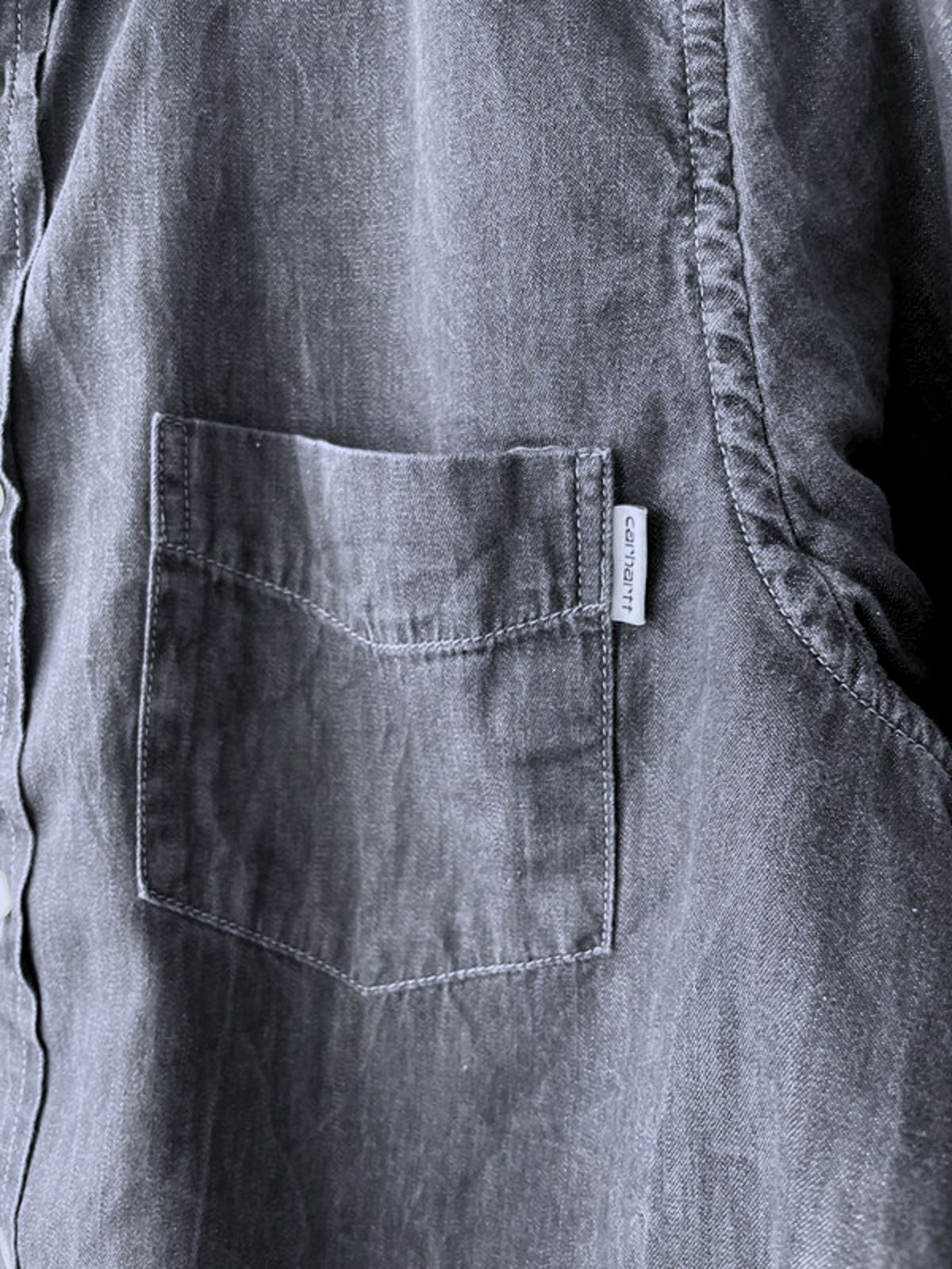Men’s Carhartt Slim Fit Chambray Cut And Sew Shirt In Grey - Medium - 0957