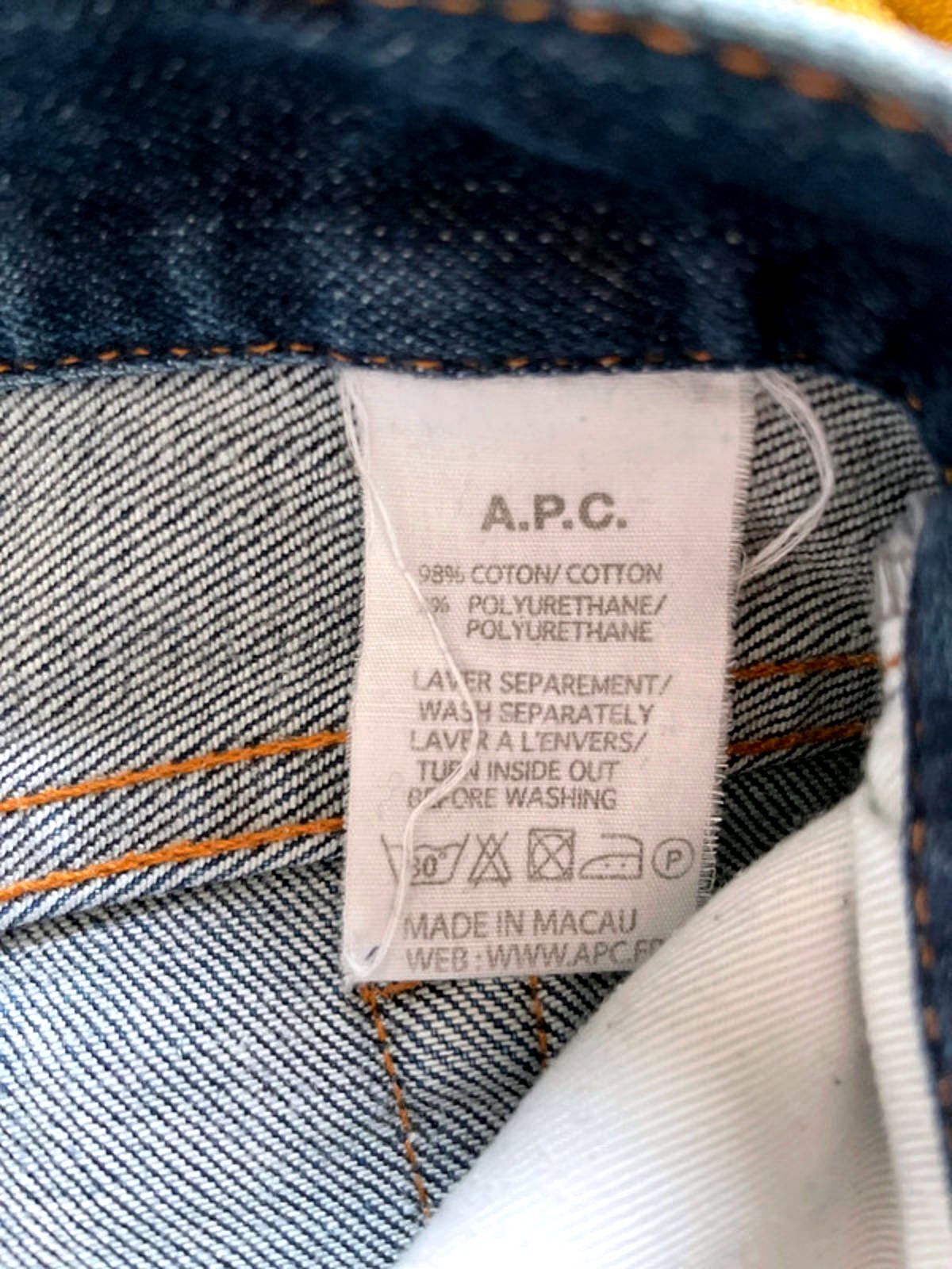Men's A.P.C New Standard Straight Cut Jeans In Navy - W33/L28 - 2530
