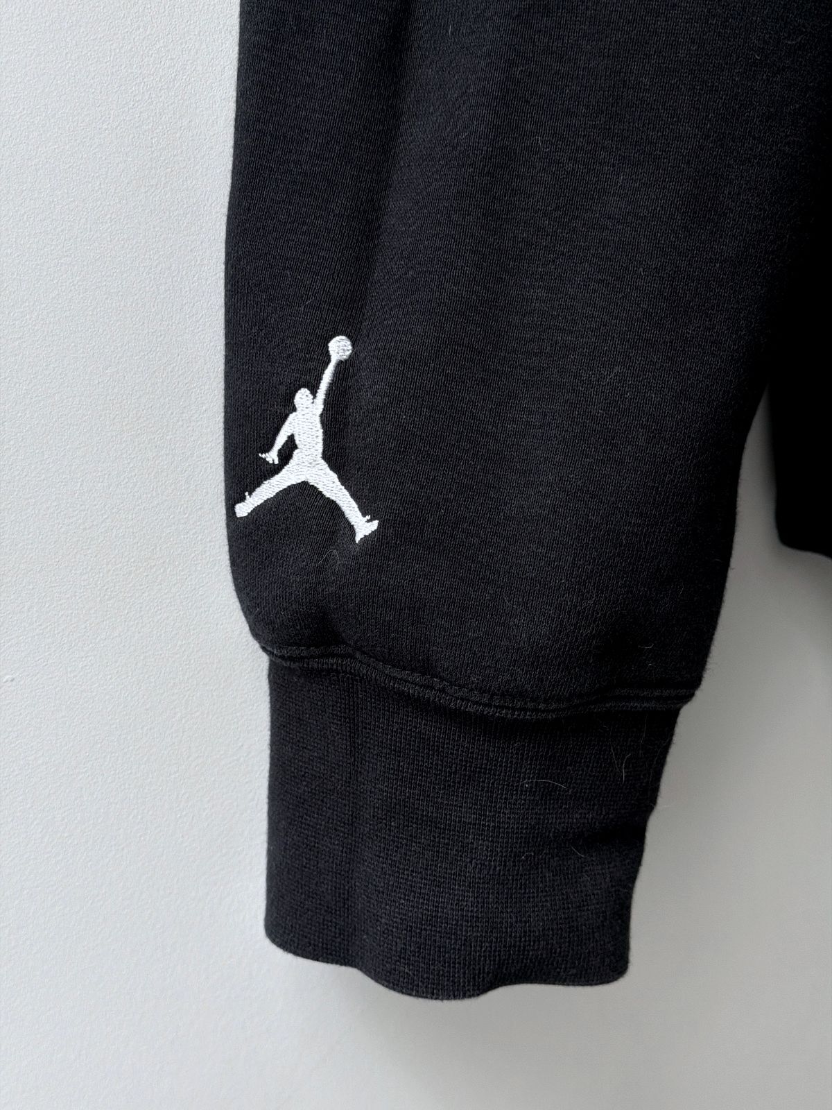 Men’s Jordan 23 Jumpman Logo Hoodie With Floral Design In Black  - Large - 3726