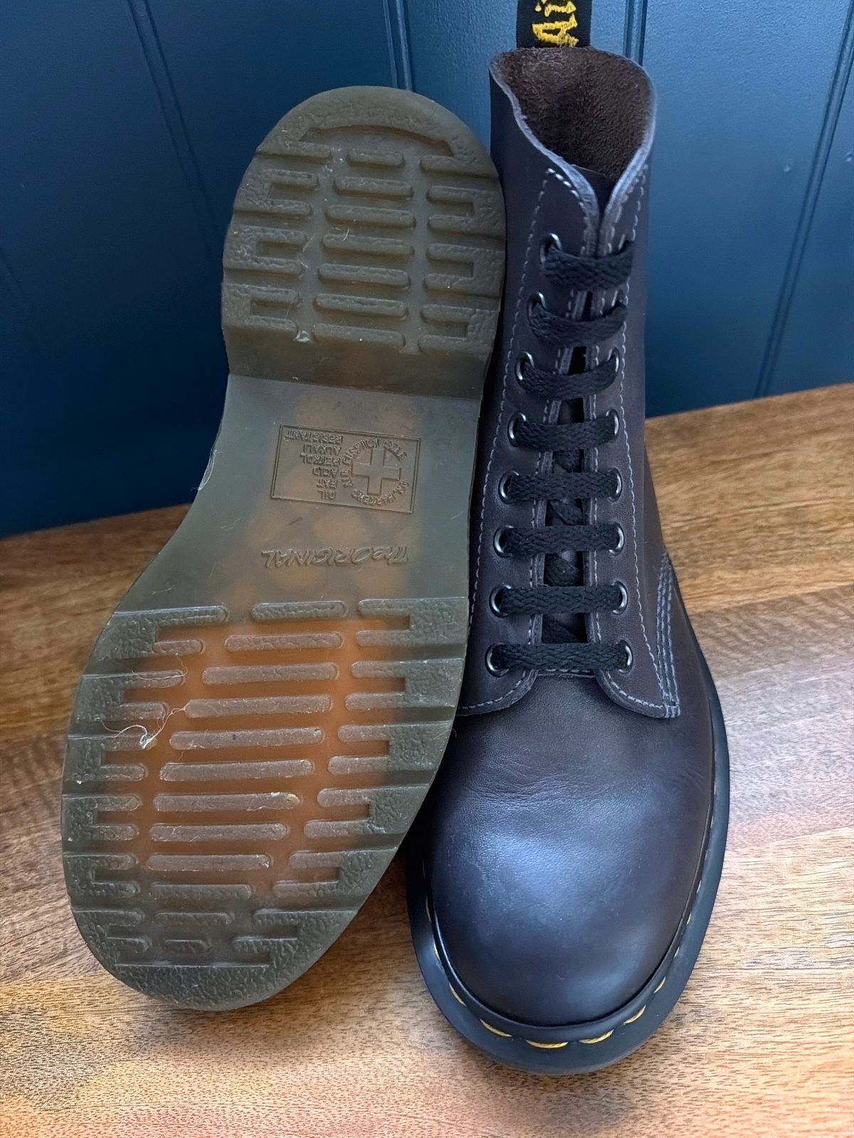 Women’s Dr. Martens 1460 Smooth Leather Lace-up Boots In Purple - Uk7 - 3825