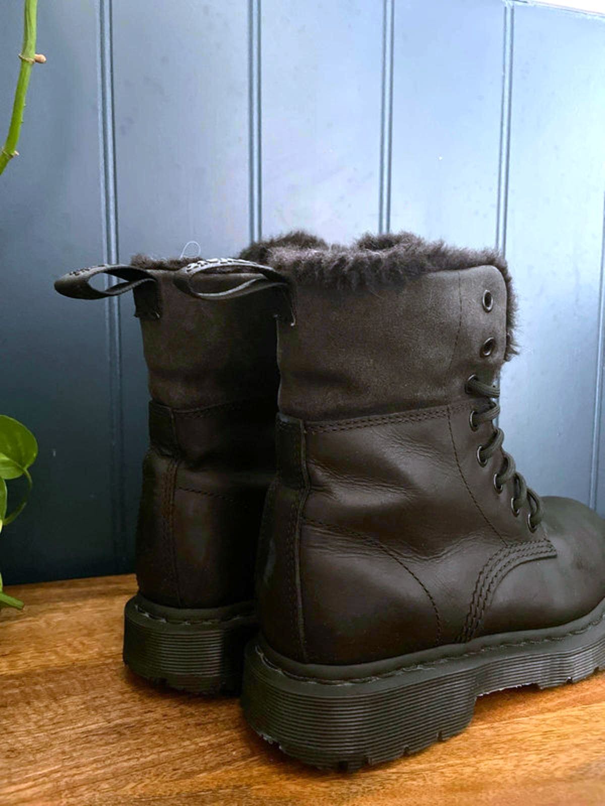 Women’s Dr Marten’s 1460 Kolbert Faux Fur Leather Boots In Black - UK5 - 2364