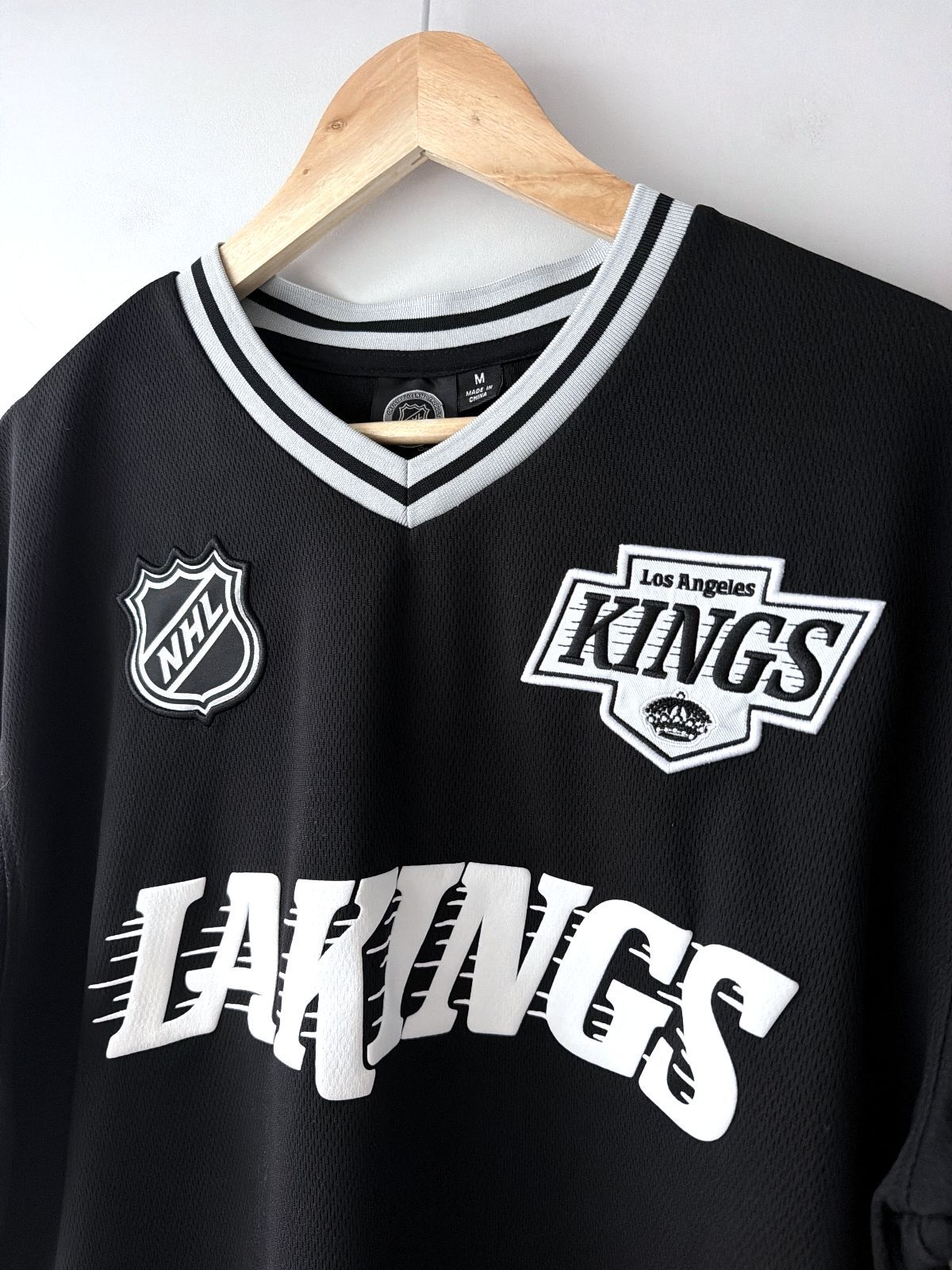 Unisex NHL Los Angeles Kings Ice Hockey Jersey Top in Black - Medium - 3773