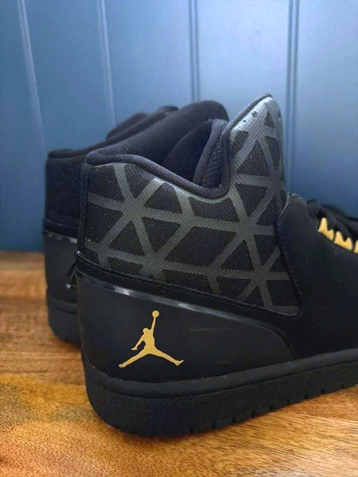 Men’s Nike Air Jordan 1 Flight 3 Basketball Trainers In Black - Uk9.5 - 3300