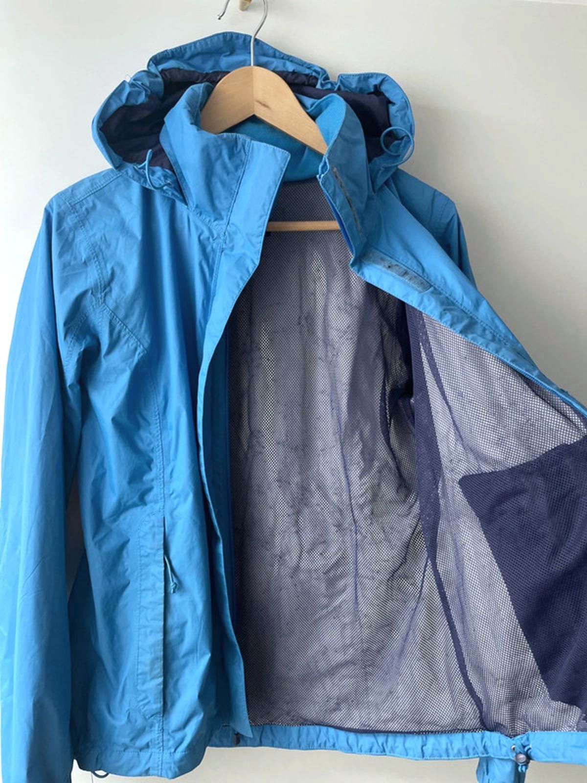 Women’s The North Face Dryvent Hooded Waterproof Jacket Coat - Small - 2110