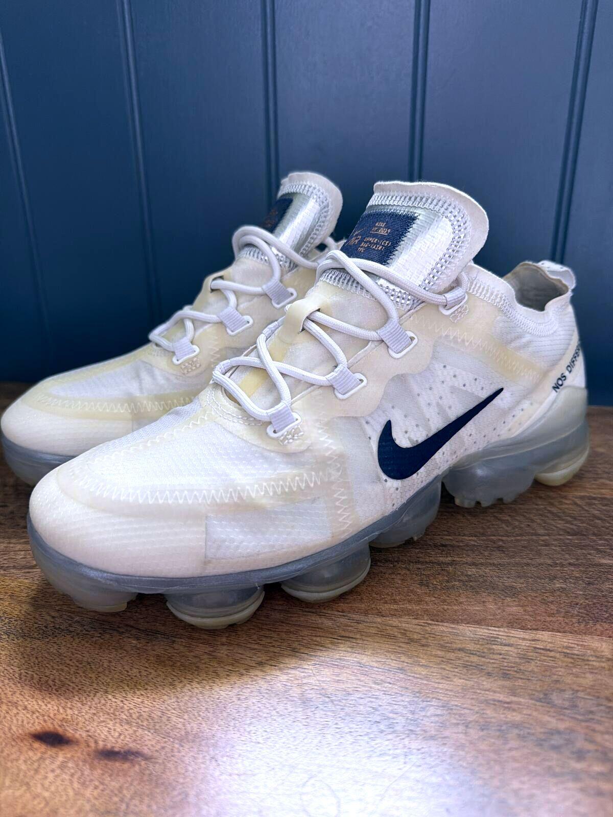 Women's Nike Air VaporMax Flyknit 3 Core Trainers In White - Uk5.5 - 3534