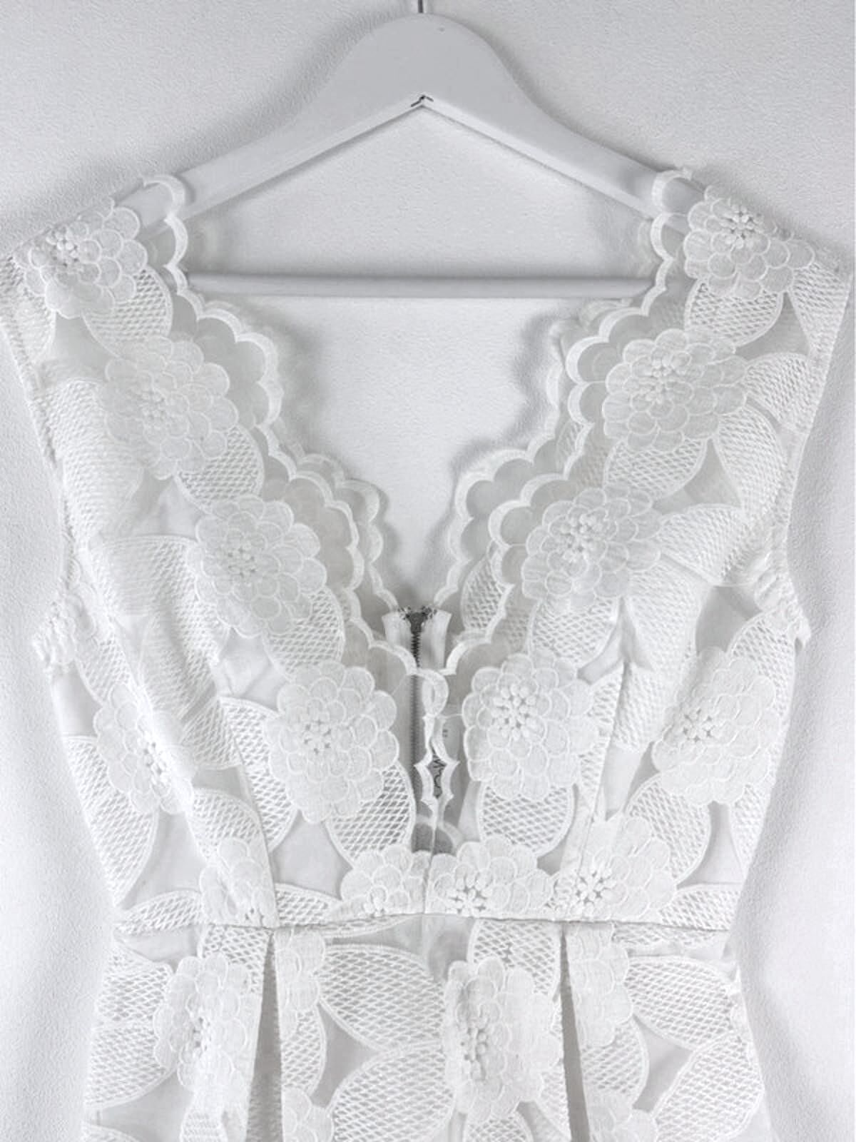 Women’s Alice McCall Premium Lace Mini Dress In White - UK6 - 1433