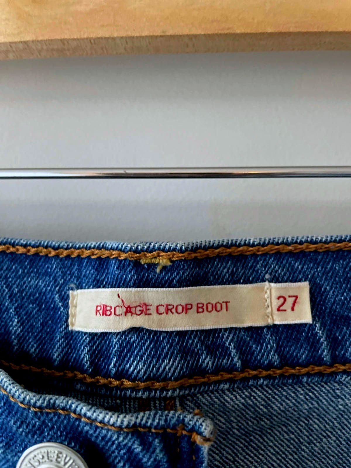 Women’s Levi’s High Waisted Ribcage Crop Boots Fit Jeans In Navy - W27/L27 -2760