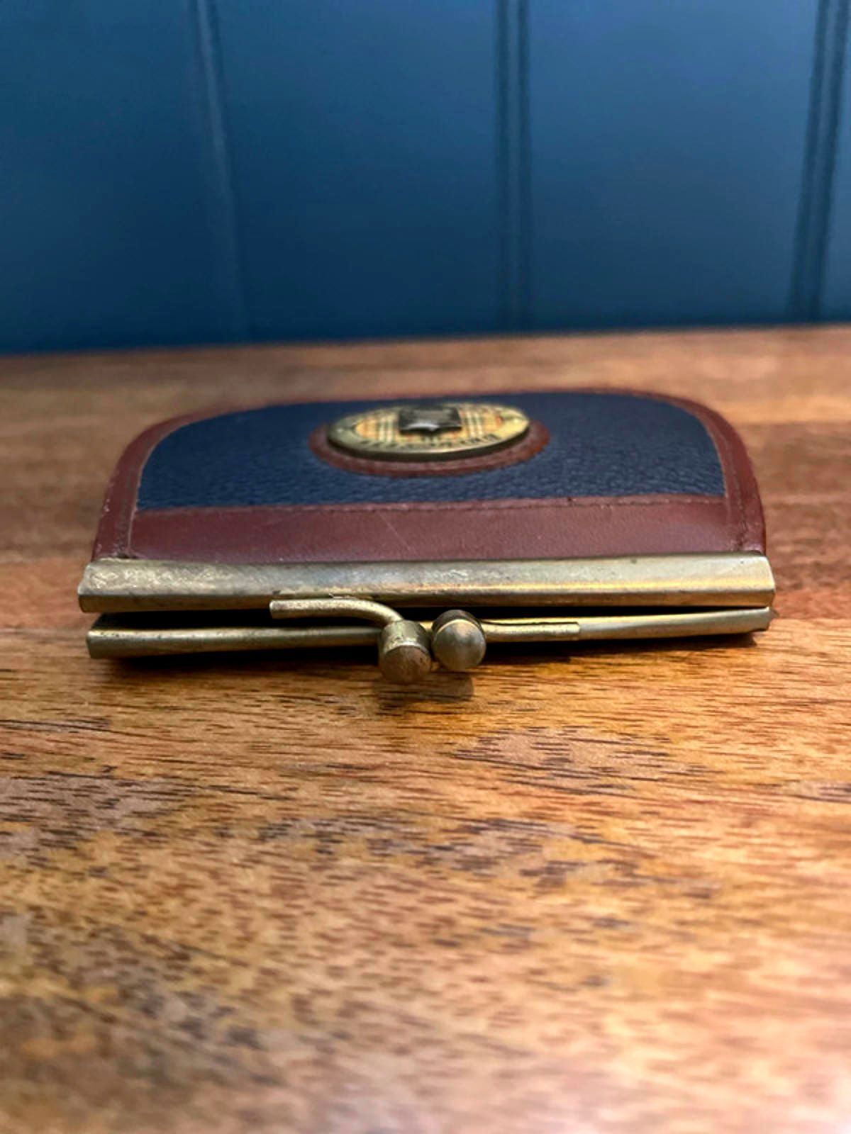 Women's Burberry Vintage Rare Find Leather Coin Purse - 2711