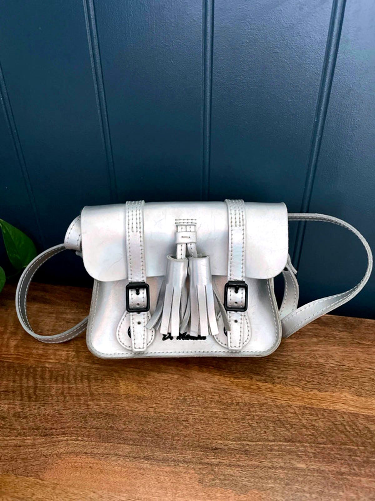 Women's Dr Martens 7'' Iced Metallic Leather Satchel In Silver - 2422