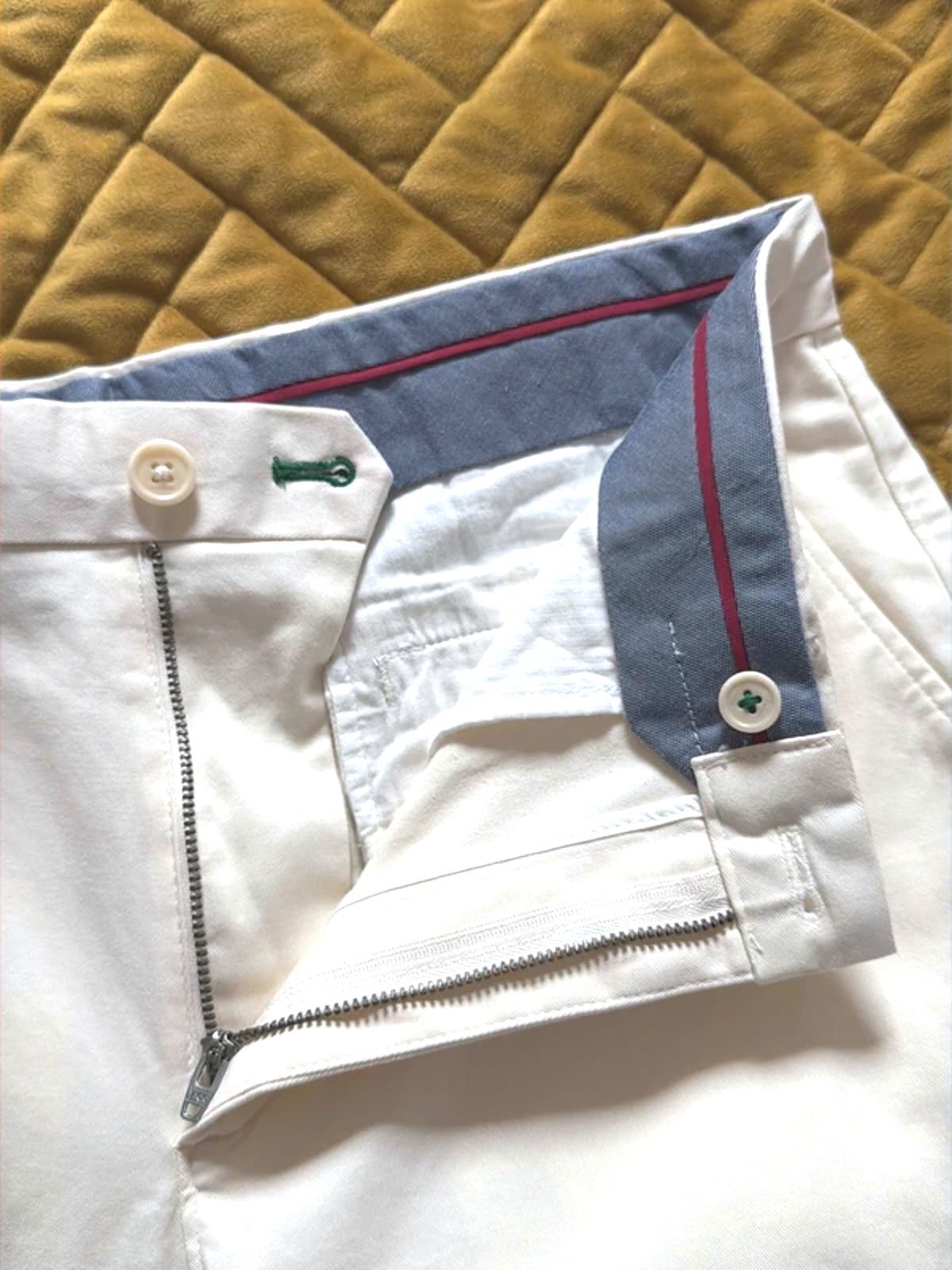 Men’s Tommy Hilfiger Denton Stretch Fit Chino Trousers In Cream - W31/L32 - 3250